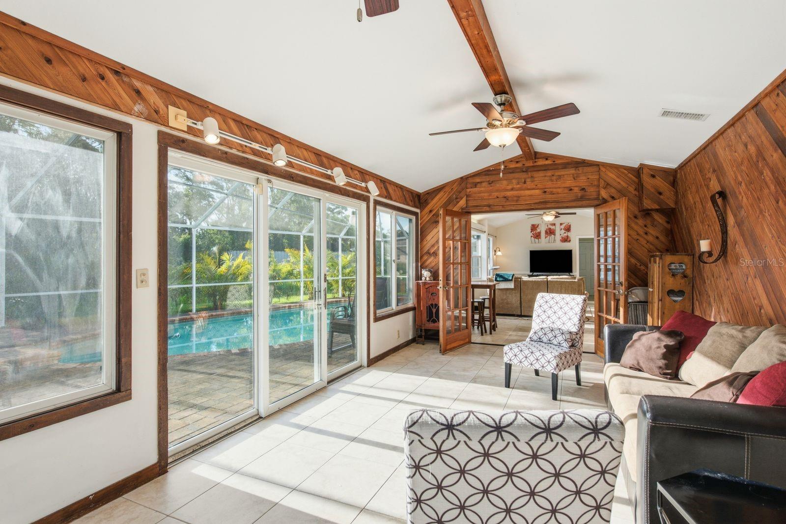 PINELLAS CREST - Residential