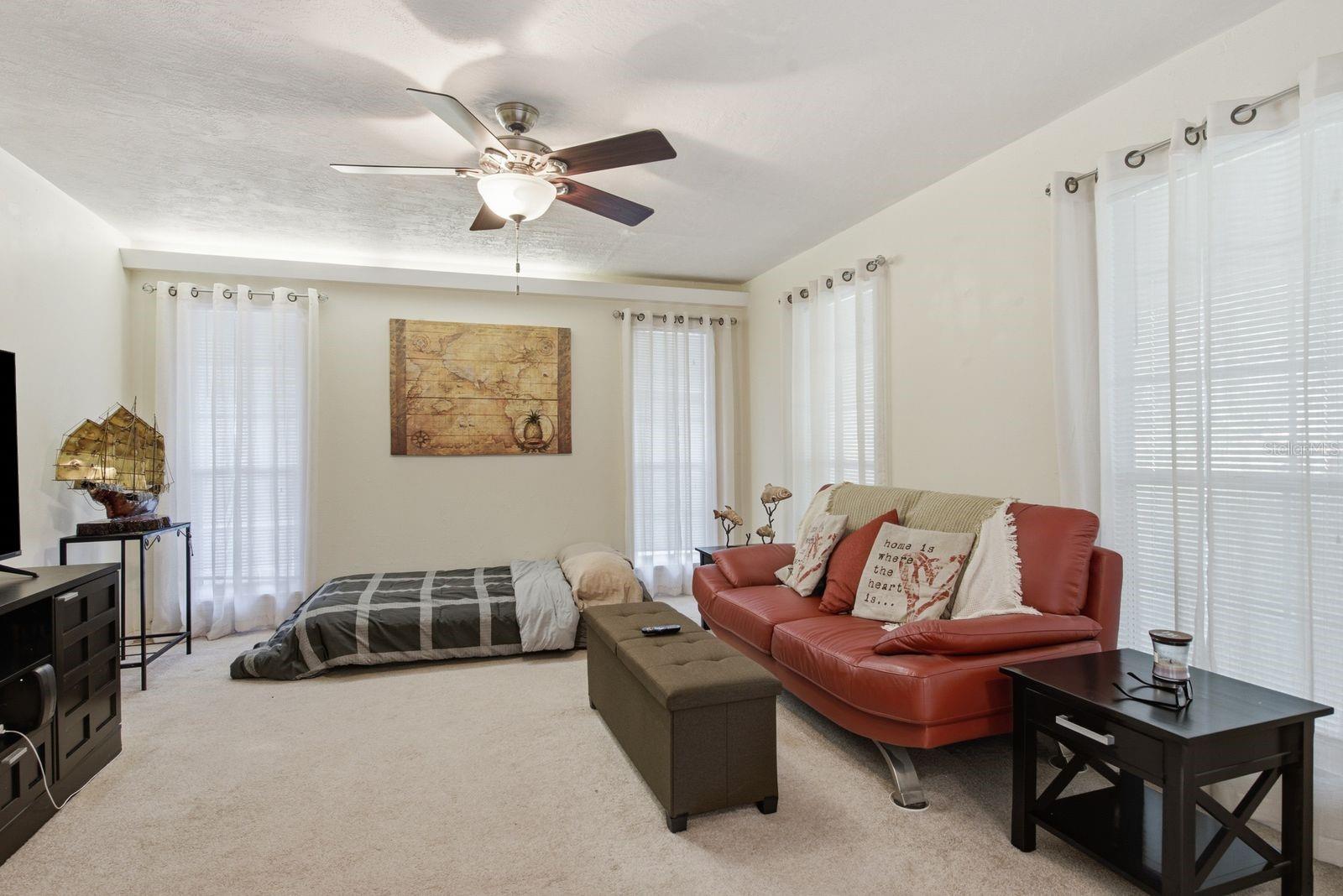 PINELLAS CREST - Residential