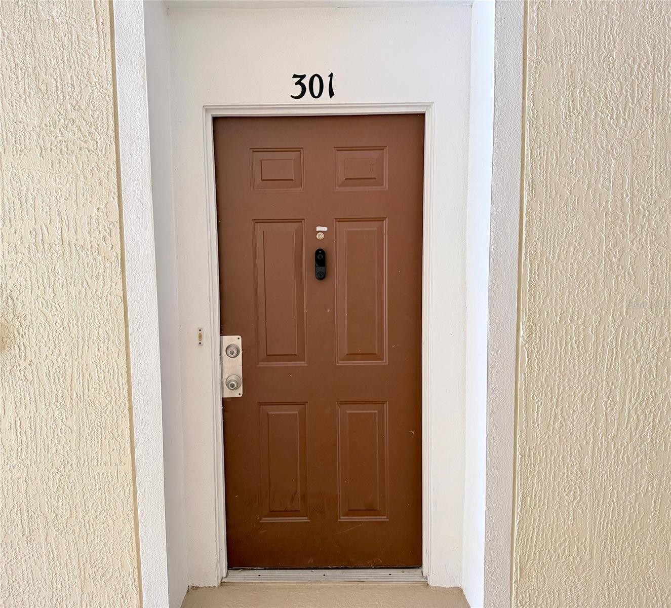 Stunning 3rd-Floor Condo with No Upstairs Neighbors – Freshly Painted & Move-In Ready!
Discover elevated living in the gated Horizons at Stonebridge Place community in MetroWest. This top-floor 3 Bed, 2 Bath gem offers unmatched privacy, excellent natural light, and a brand-new coat of paint throughout.

The functional, split-bedroom, a bright family room leading to a screened balcony, and a well-appointed kitchen with appliances and wood cabinetry. The primary suite serves as a true retreat with built-in closet organization.

Enjoy true maintenance-free living! The comprehensive HOA covers water, sewer, trash, pest control, 24-hr guard security, and exterior maintenance. Zoned for top-tier schools (Windy Ridge K-8 / Olympia High) and located just minutes from Universal Studios, Mall at Millenia, I-4, and local parks. Perfect for savvy investors or homebuyers seeking a pristine, low-maintenance lifestyle!