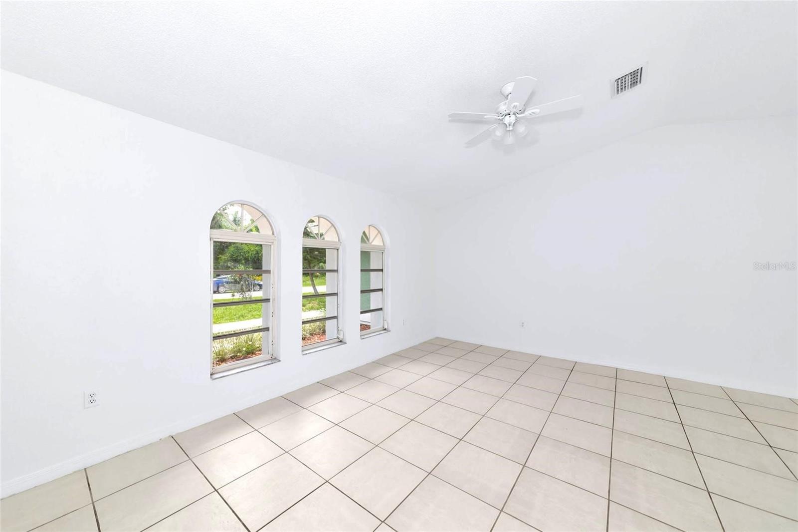 PORT CHARLOTTE SUB 39 - Residential Lease