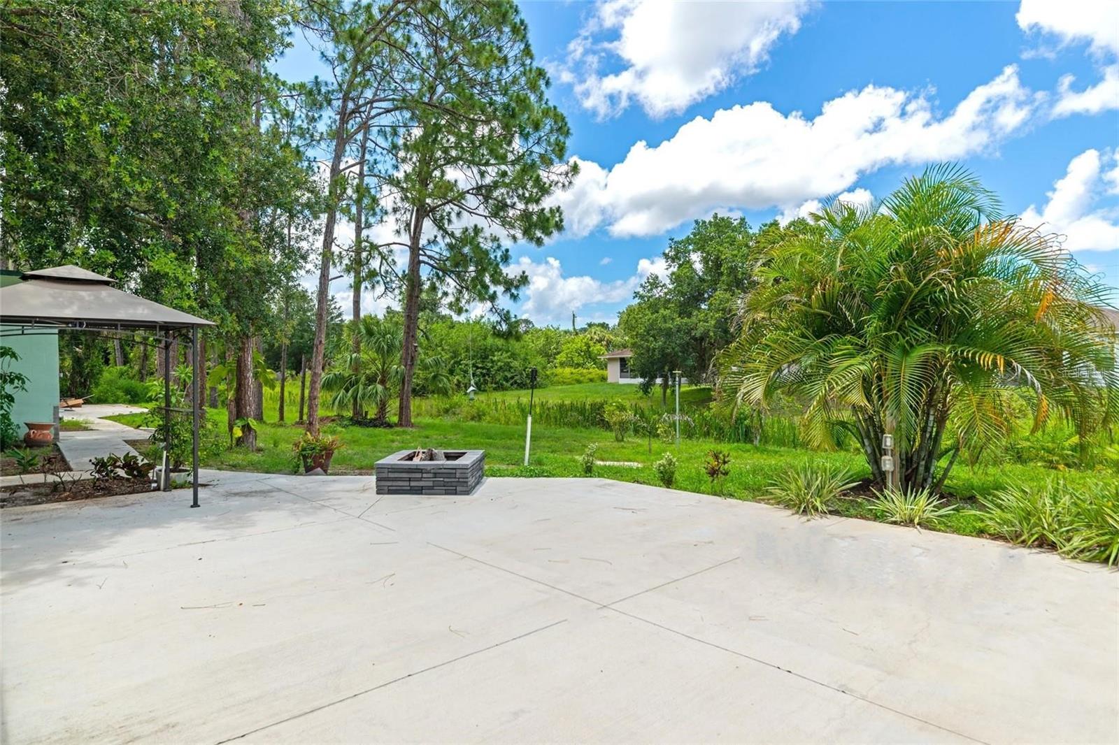 PORT CHARLOTTE SUB 39 - Residential Lease