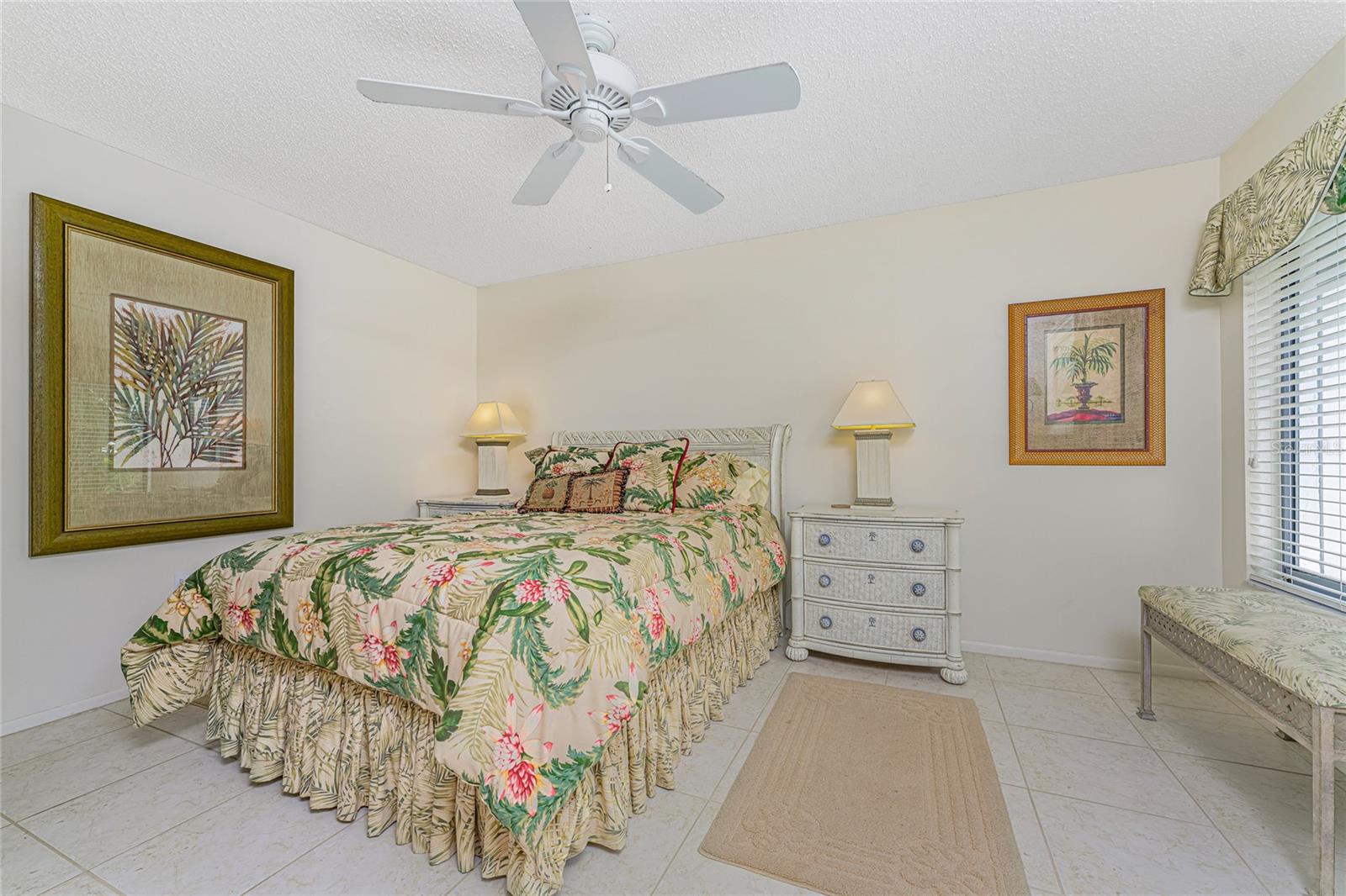 TAMARIND GULF & BAY BLDG B5 PH - Residential