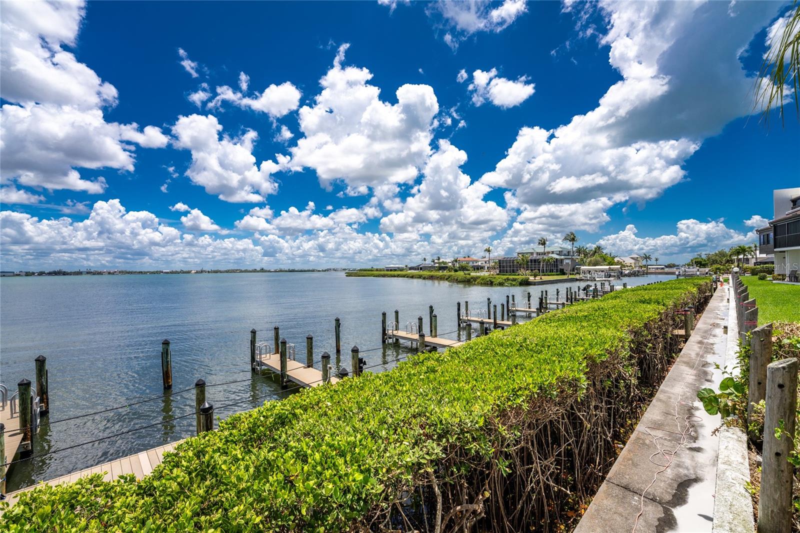 TAMARIND GULF & BAY BLDG B5 PH - Residential