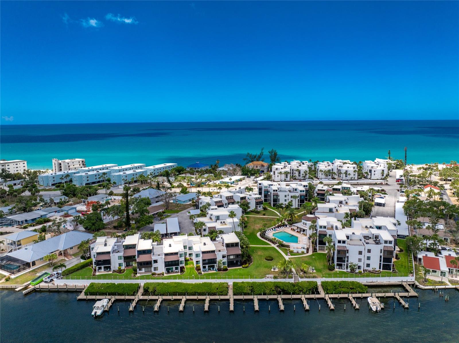 TAMARIND GULF & BAY BLDG B5 PH - Residential