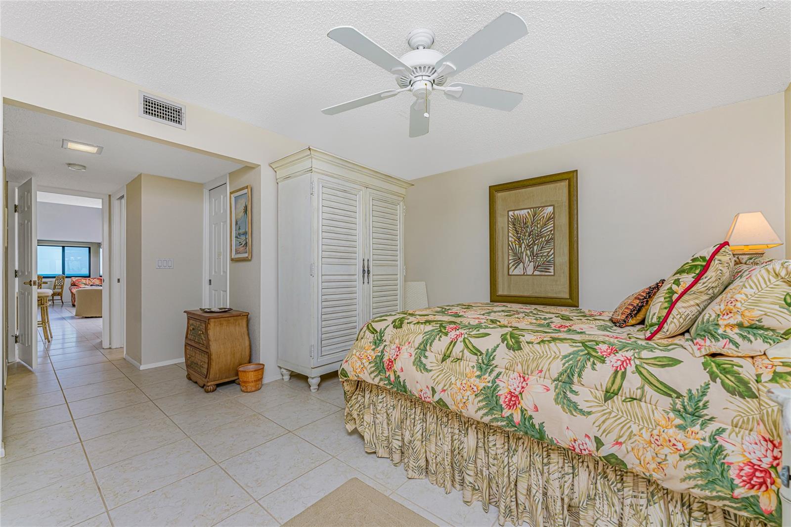 TAMARIND GULF & BAY BLDG B5 PH - Residential