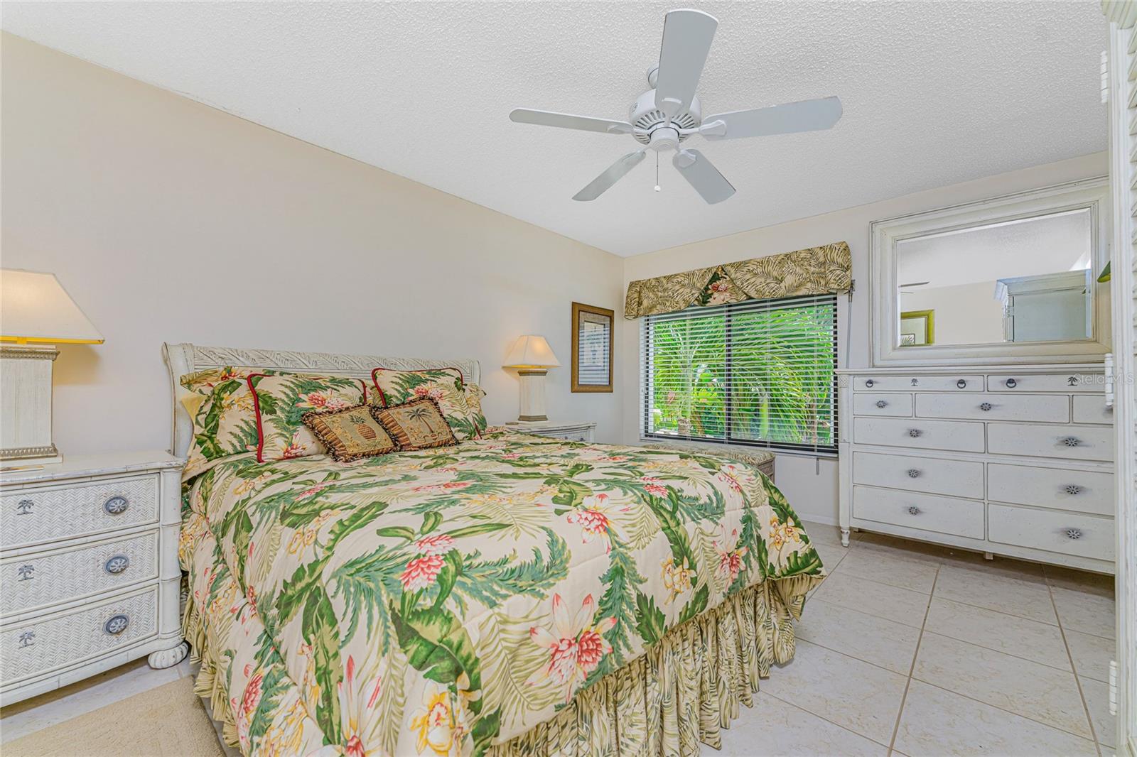 TAMARIND GULF & BAY BLDG B5 PH - Residential