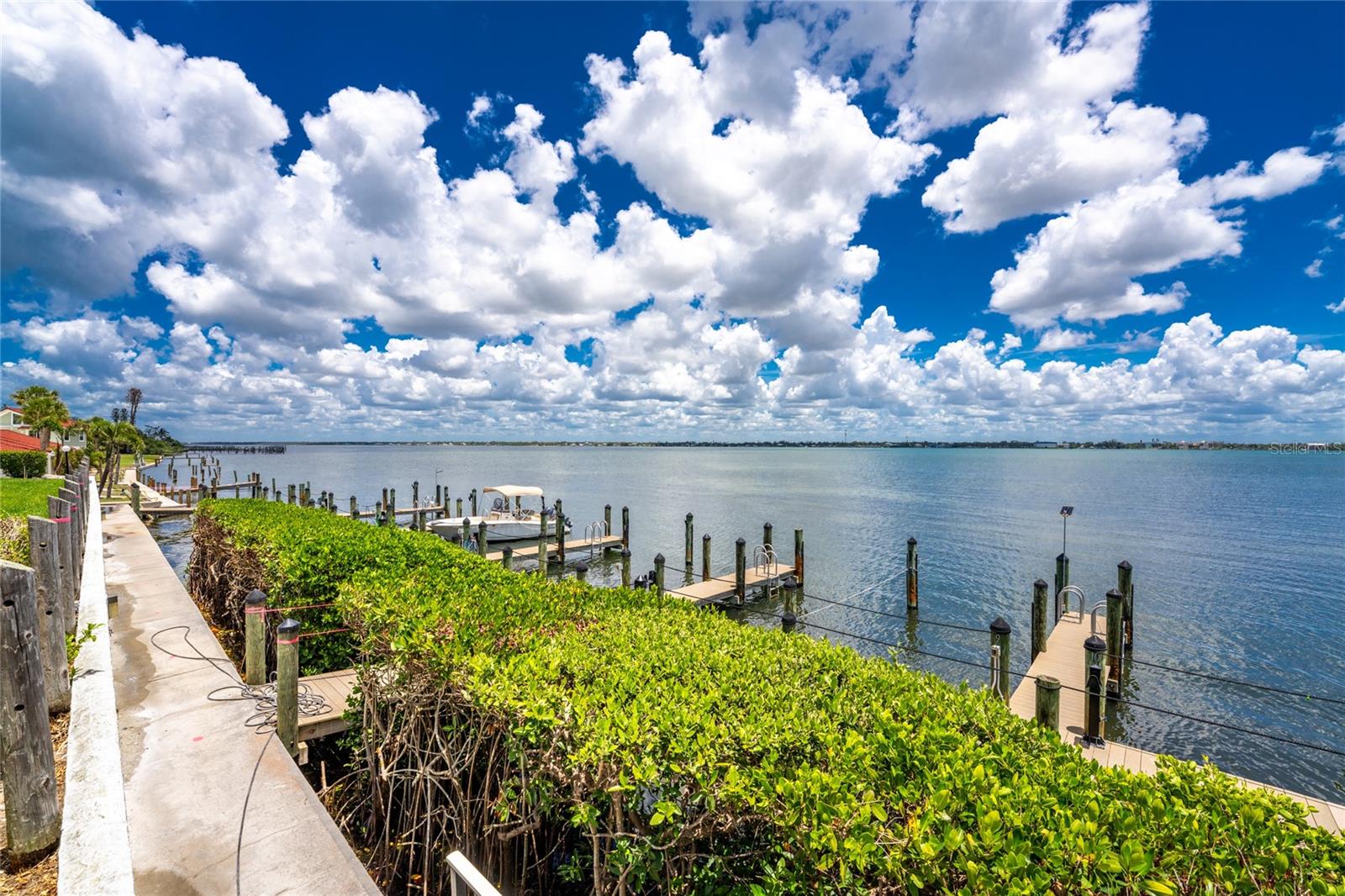 TAMARIND GULF & BAY BLDG B5 PH - Residential