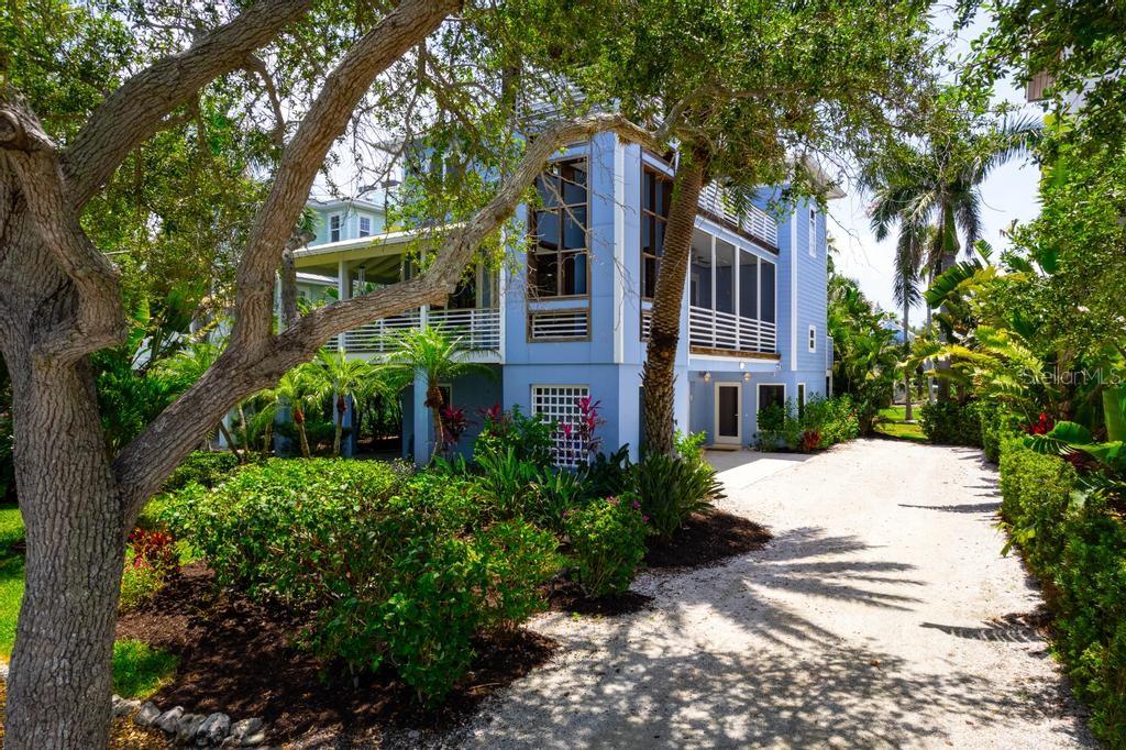 CONRAD BEACH - Residential