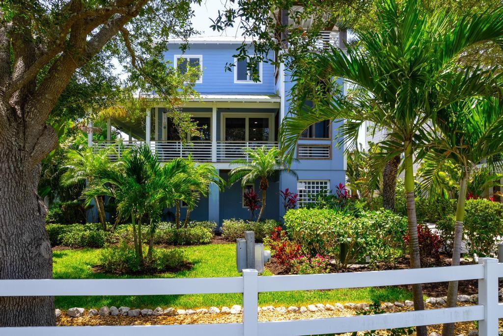 CONRAD BEACH - Residential