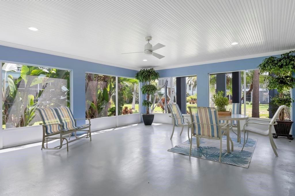 CONRAD BEACH - Residential