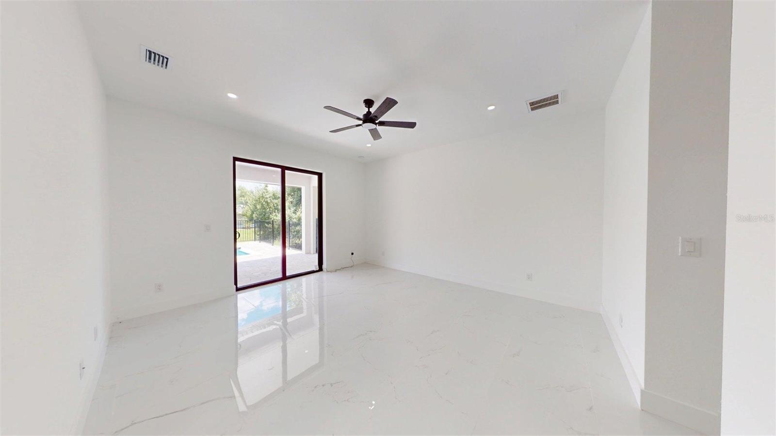 PUNTA GORDA ISLES SEC 21/BURNT STORE LAKES - Residential