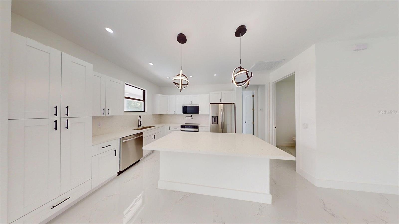 PUNTA GORDA ISLES SEC 21/BURNT STORE LAKES - Residential