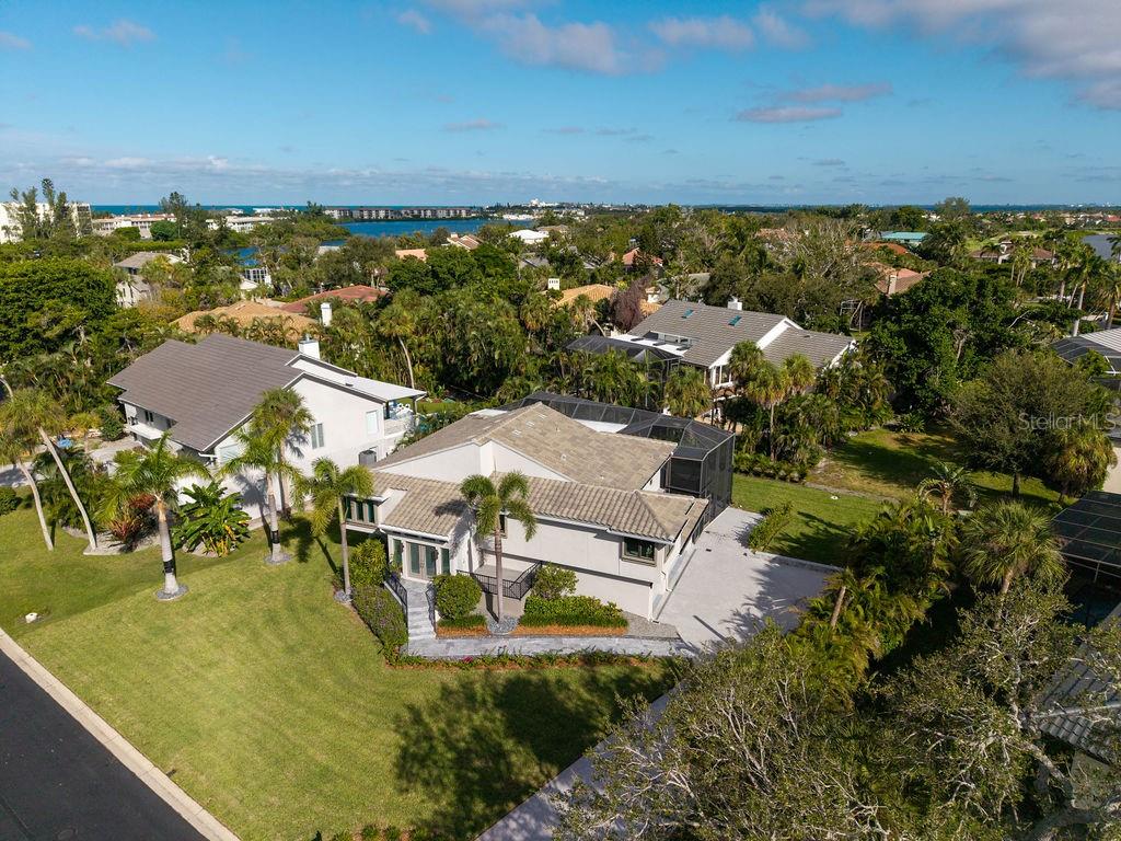 BAY ISLES - Residential