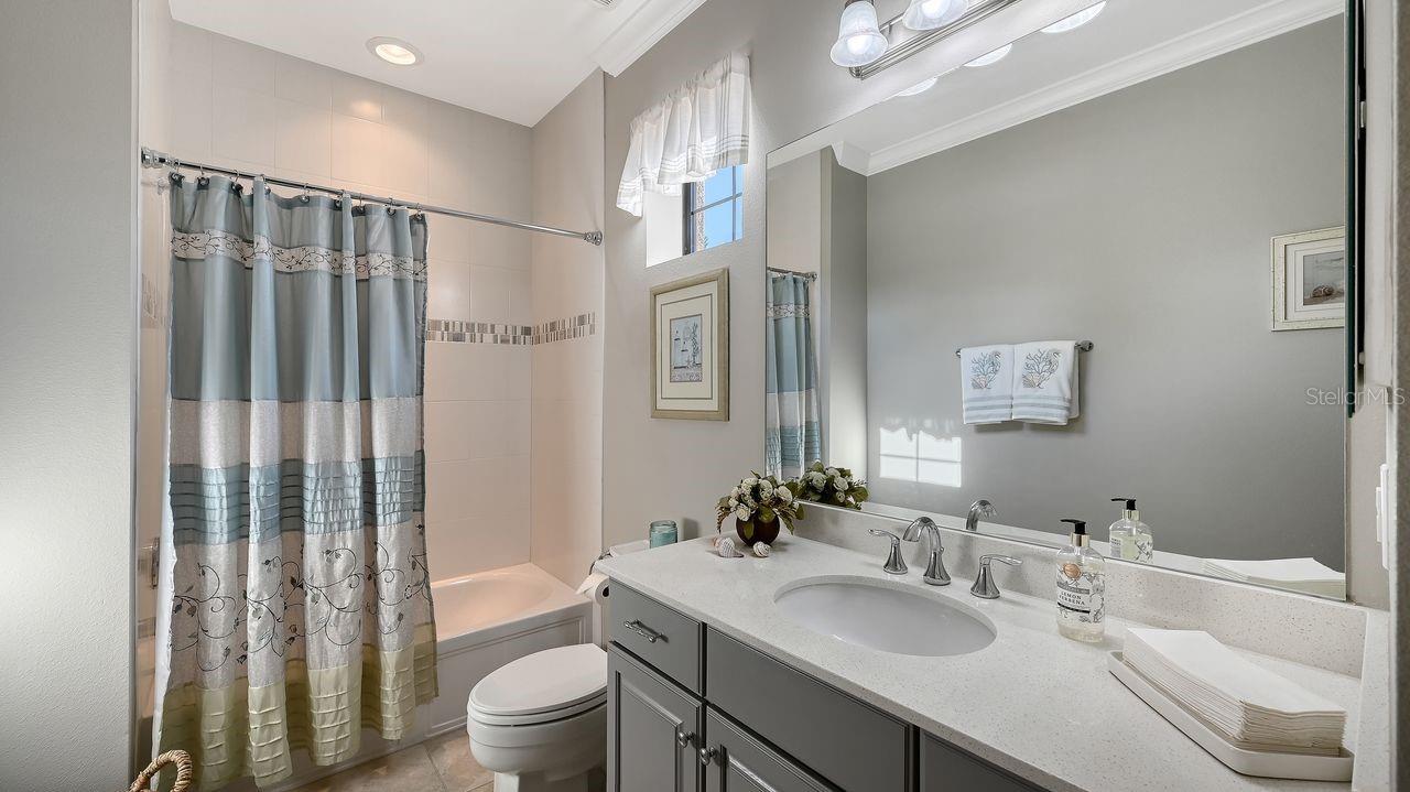 SARASOTA NATIONAL - Residential