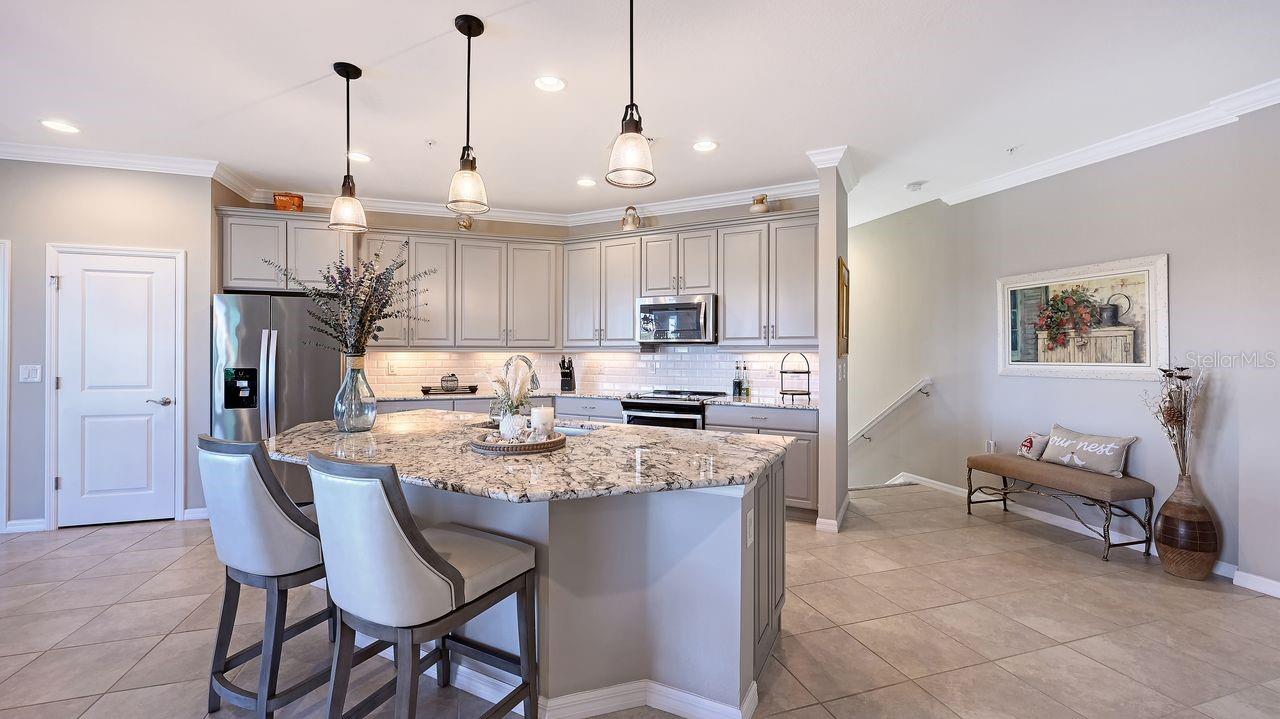 SARASOTA NATIONAL - Residential