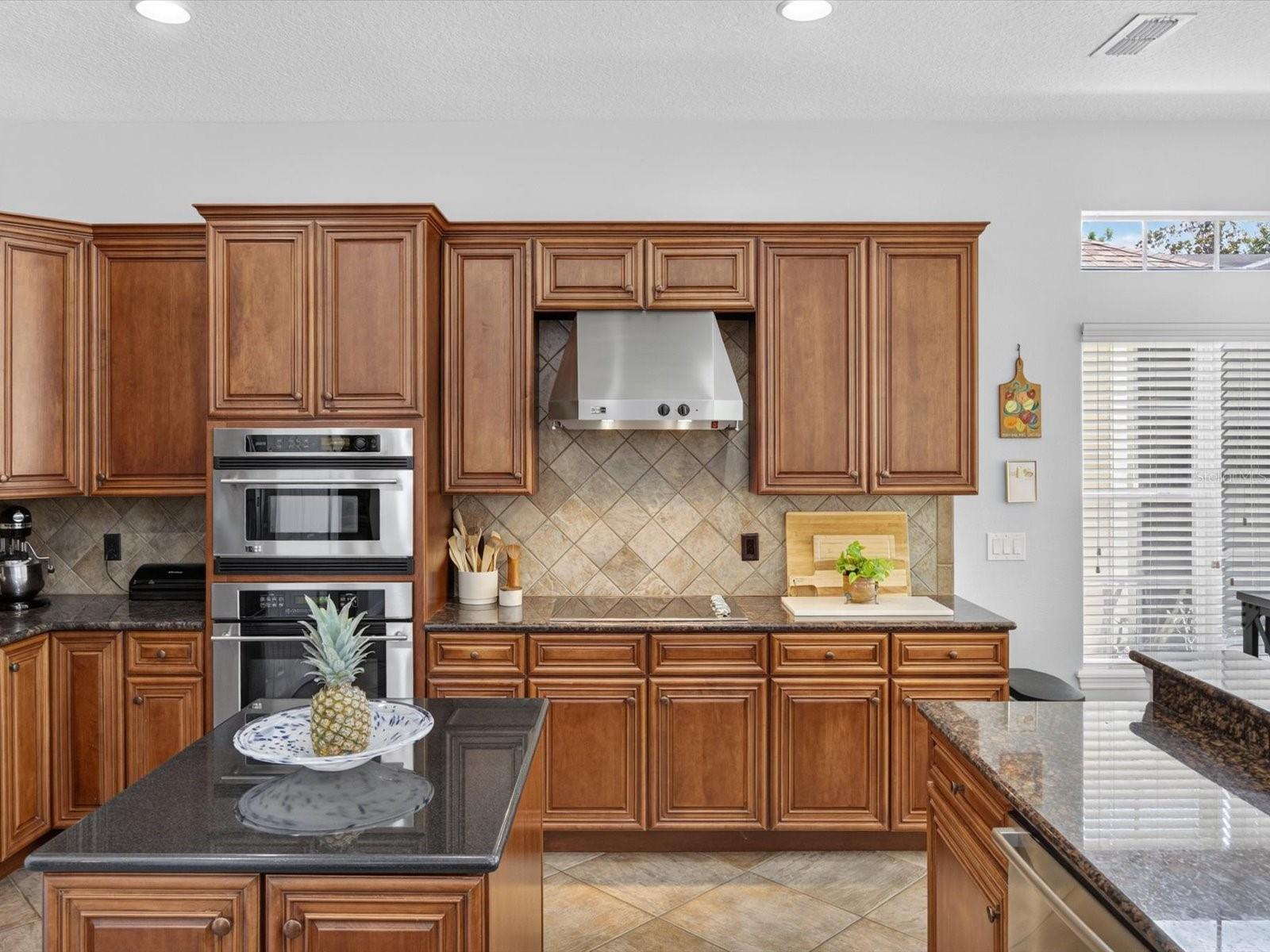 DRAYTON WOODS/PROVIDENCE - Residential