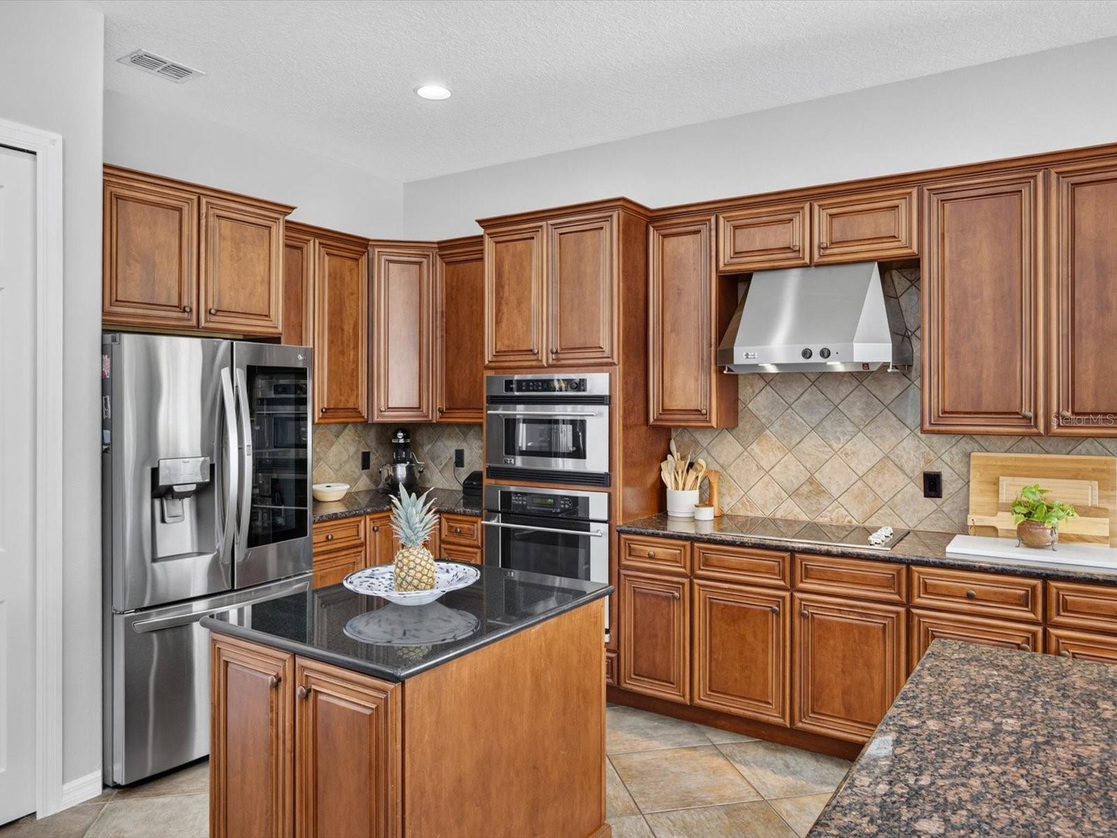 DRAYTON WOODS/PROVIDENCE - Residential
