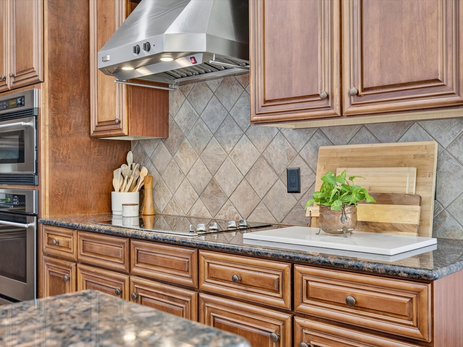 DRAYTON WOODS/PROVIDENCE - Residential