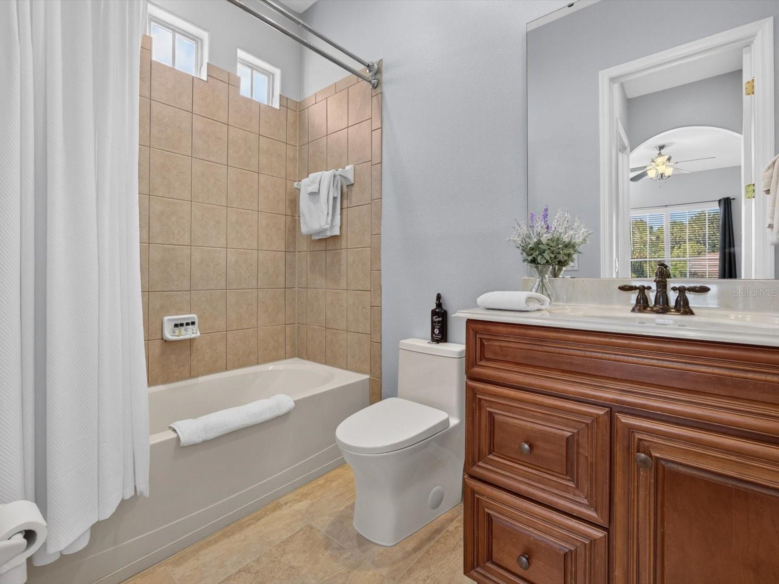 DRAYTON WOODS/PROVIDENCE - Residential