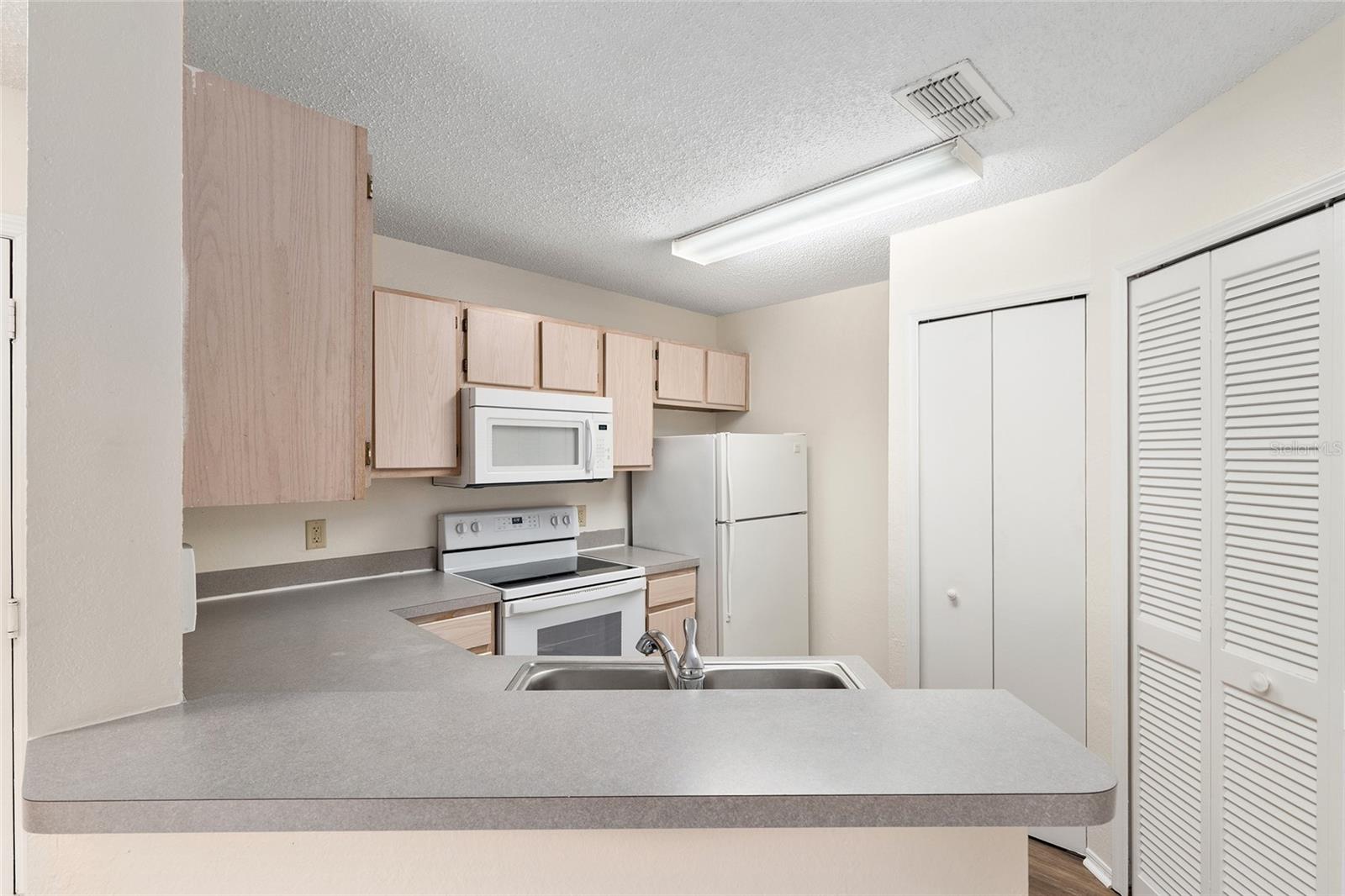 WINDSOR PARK AT GAINESVIL - Residential
