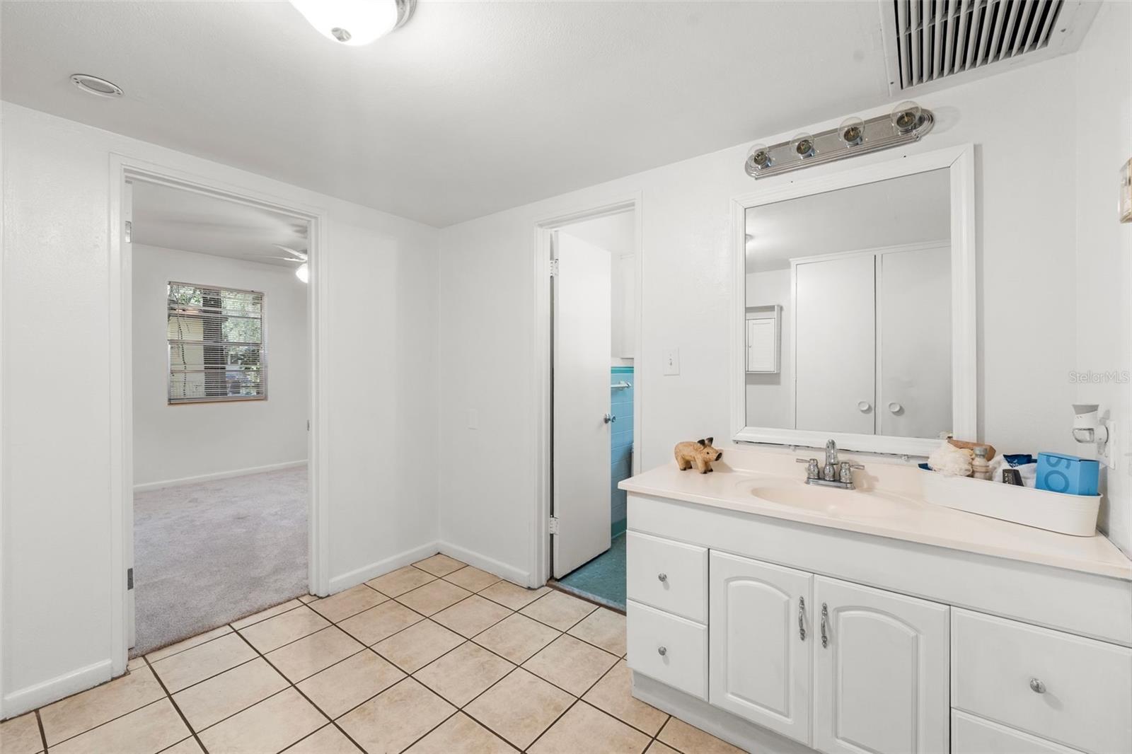 OAK HILL - Residential