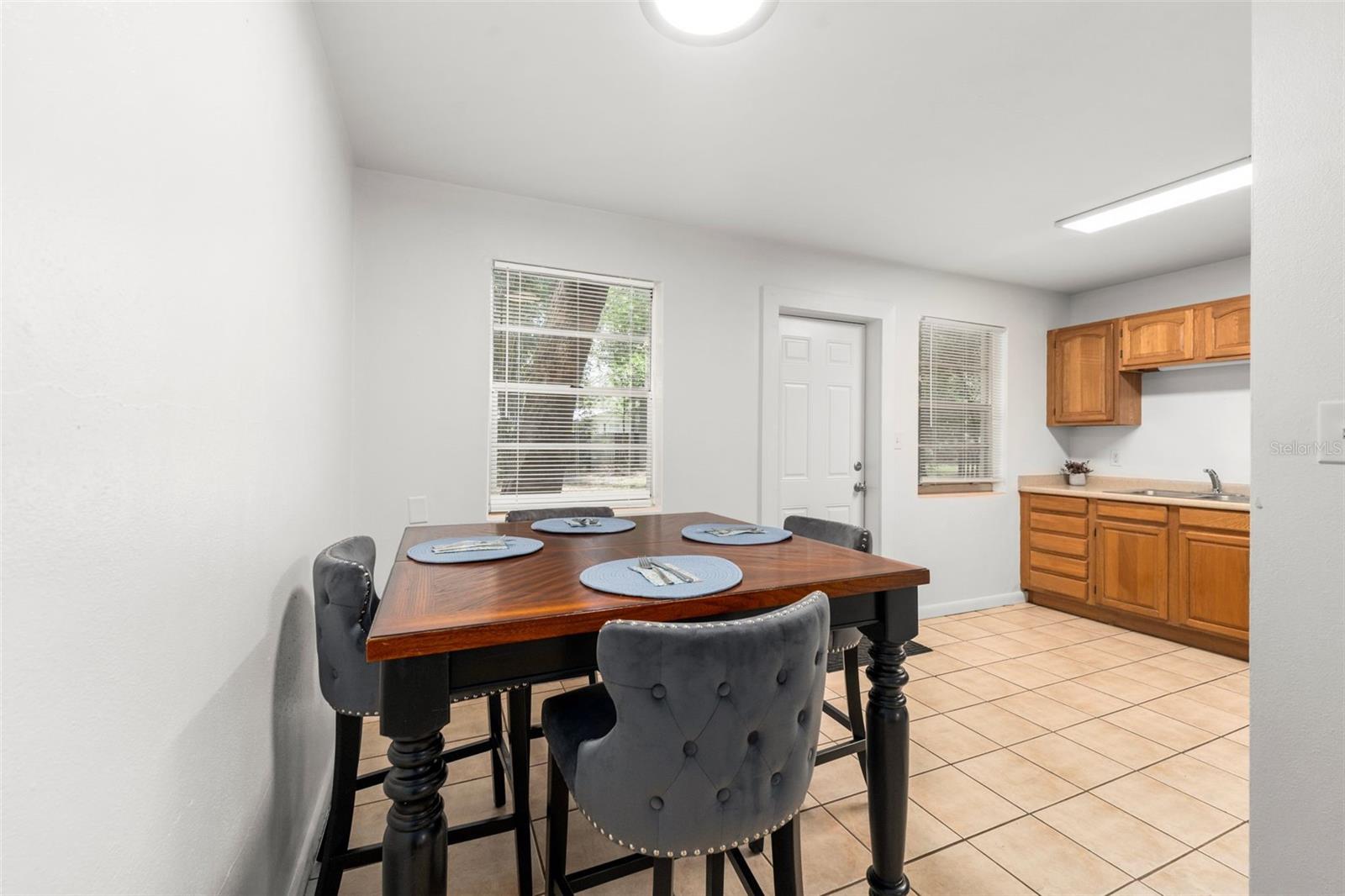 OAK HILL - Residential