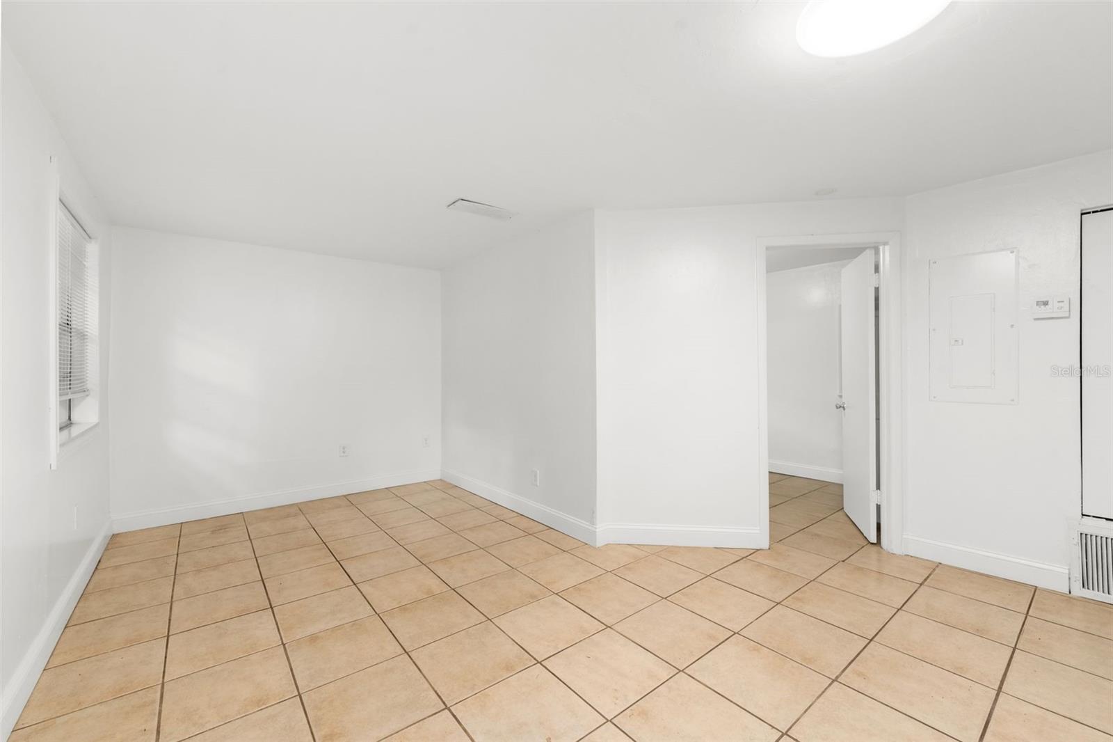 OAK HILL - Residential