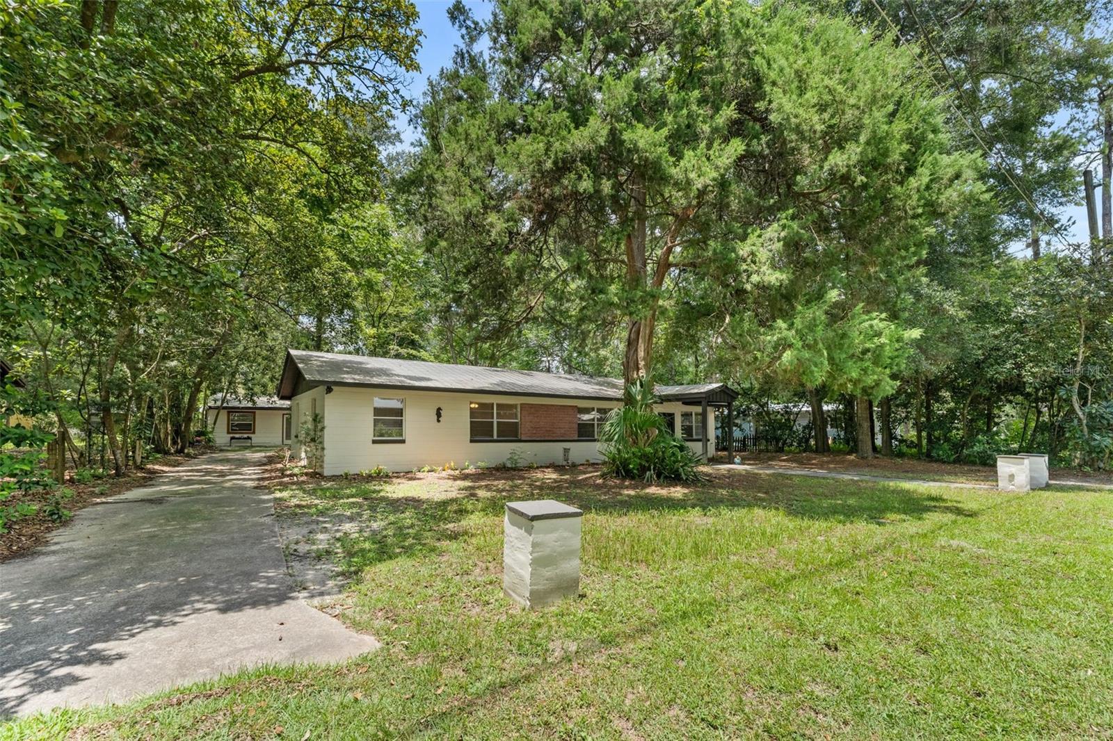 OAK HILL - Residential