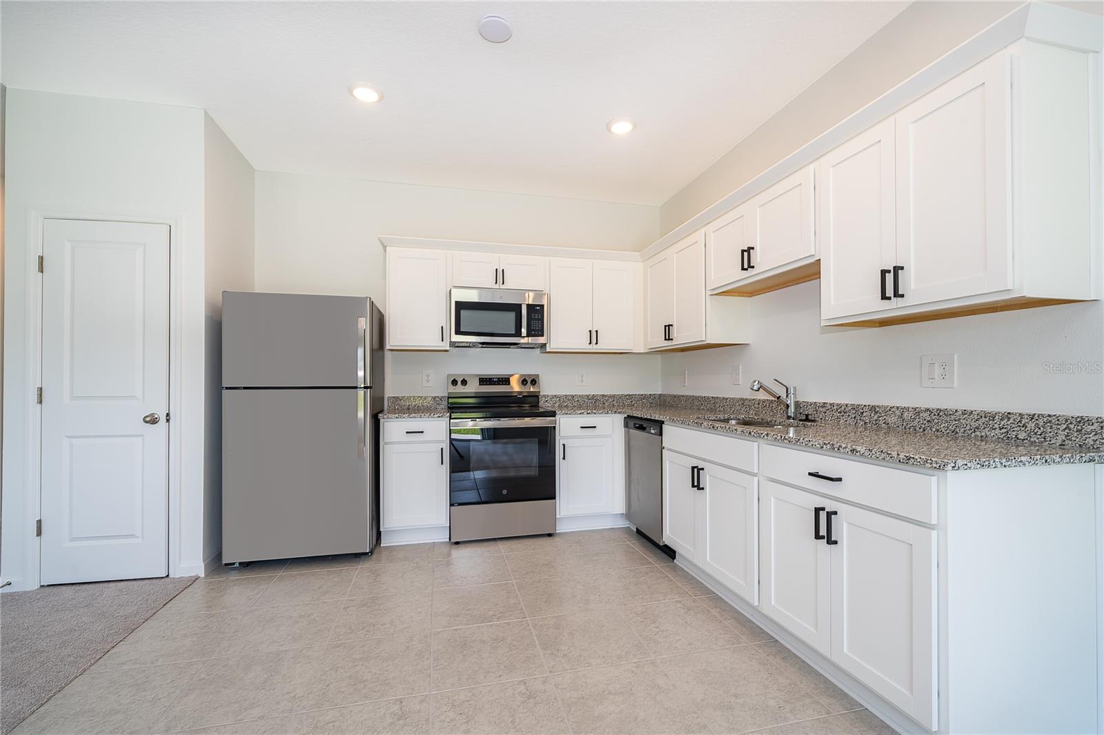 TEMPLES XING - Residential Lease