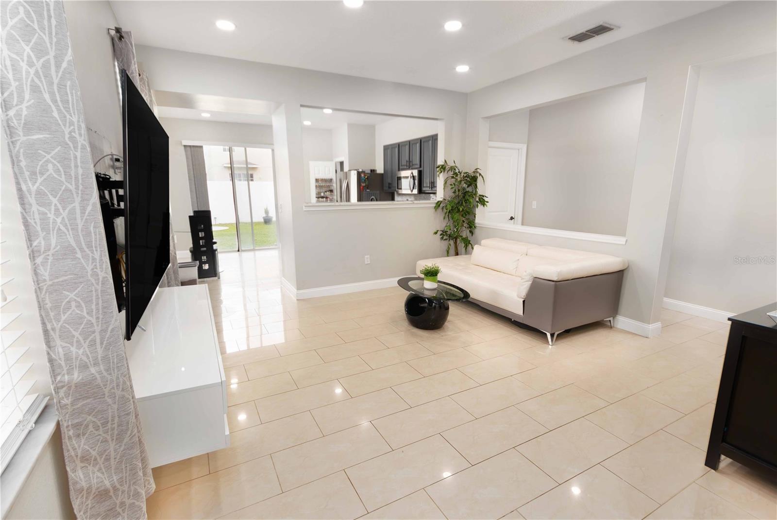 ASBEL ESTATES - Residential