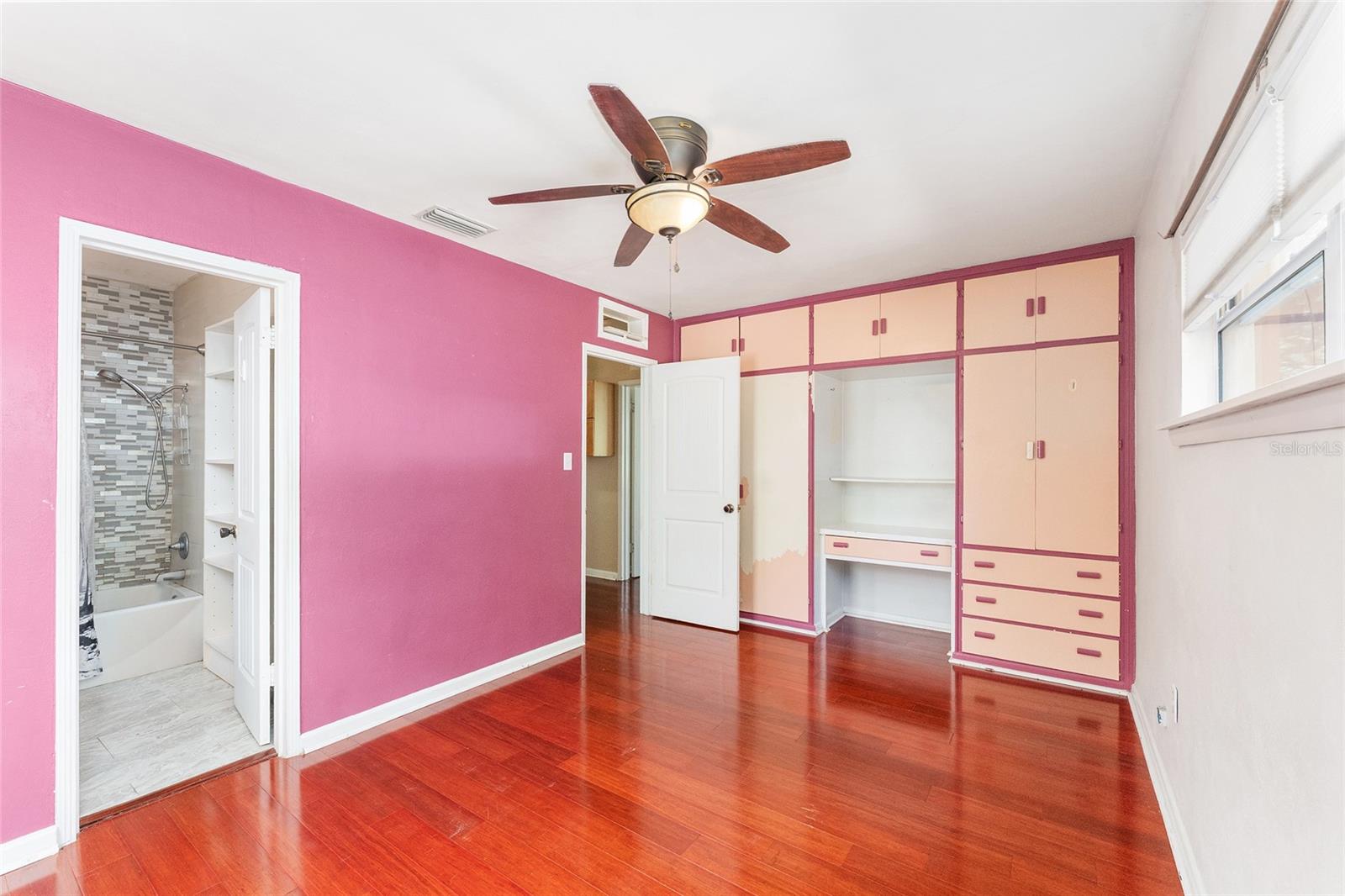 HIGHLAND COURT #2 - Residential