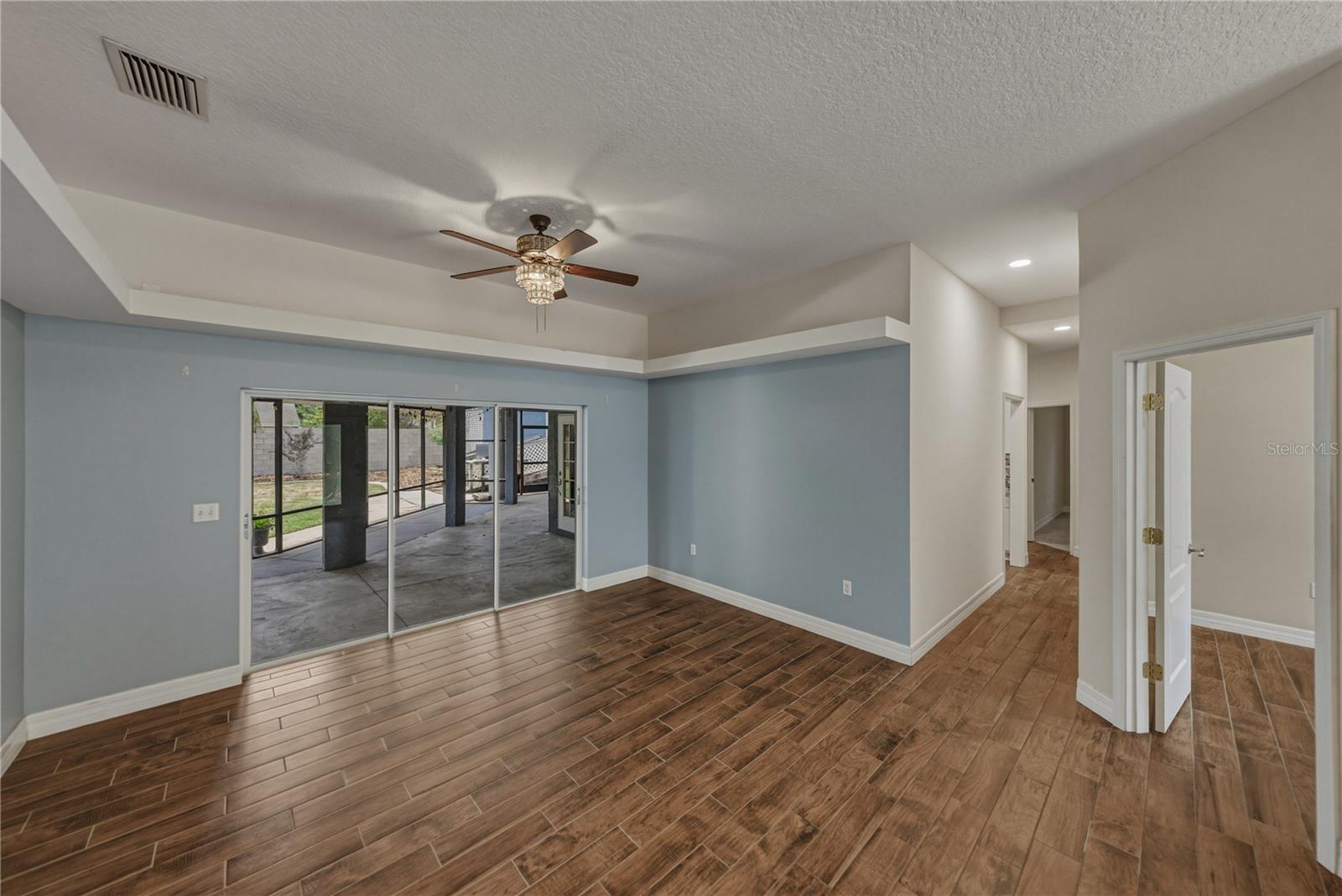 SUGARTREE - Residential