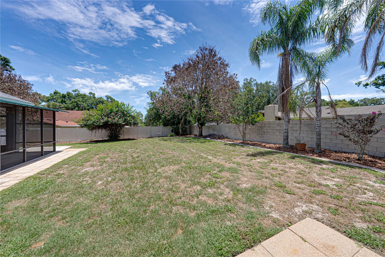 SUGARTREE - Residential