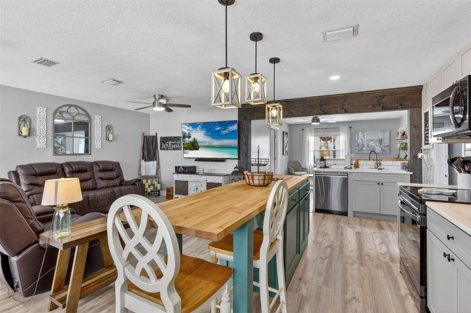 VERO BEACH HIGHLANDS - Residential