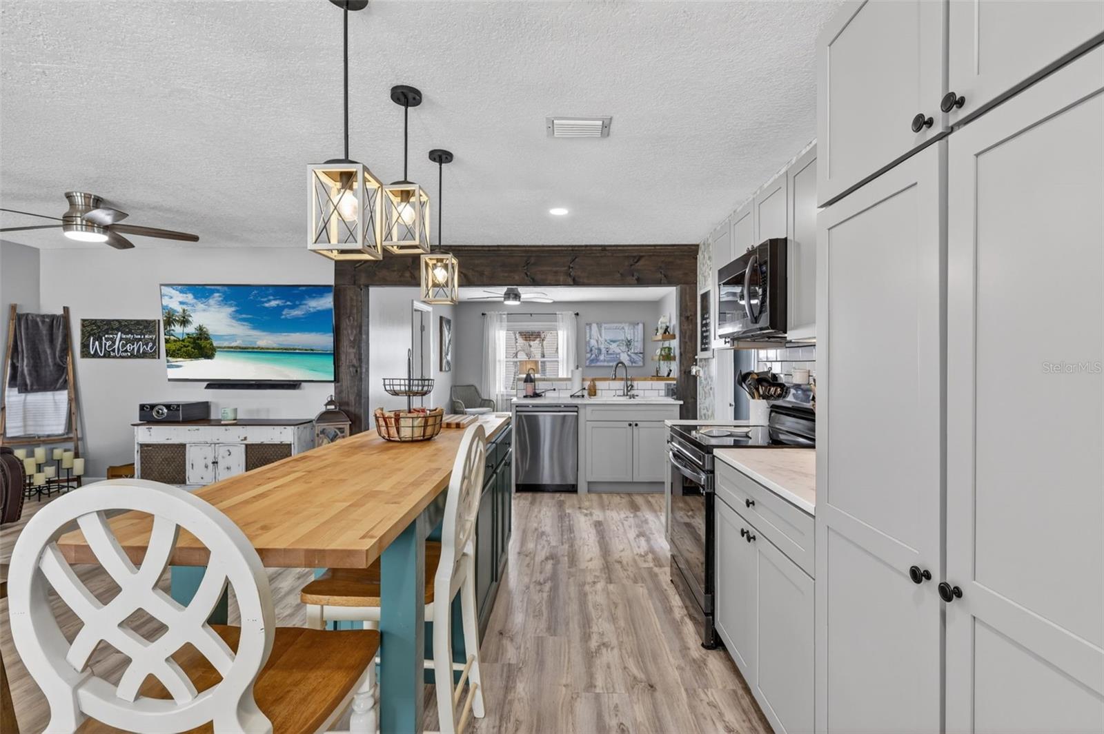 VERO BEACH HIGHLANDS - Residential