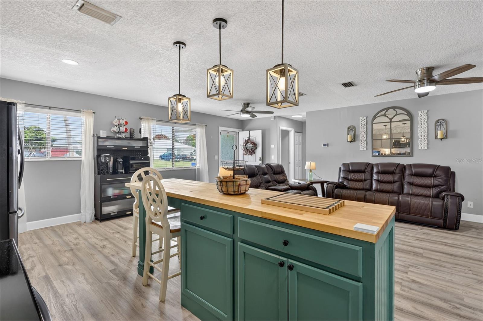 VERO BEACH HIGHLANDS - Residential