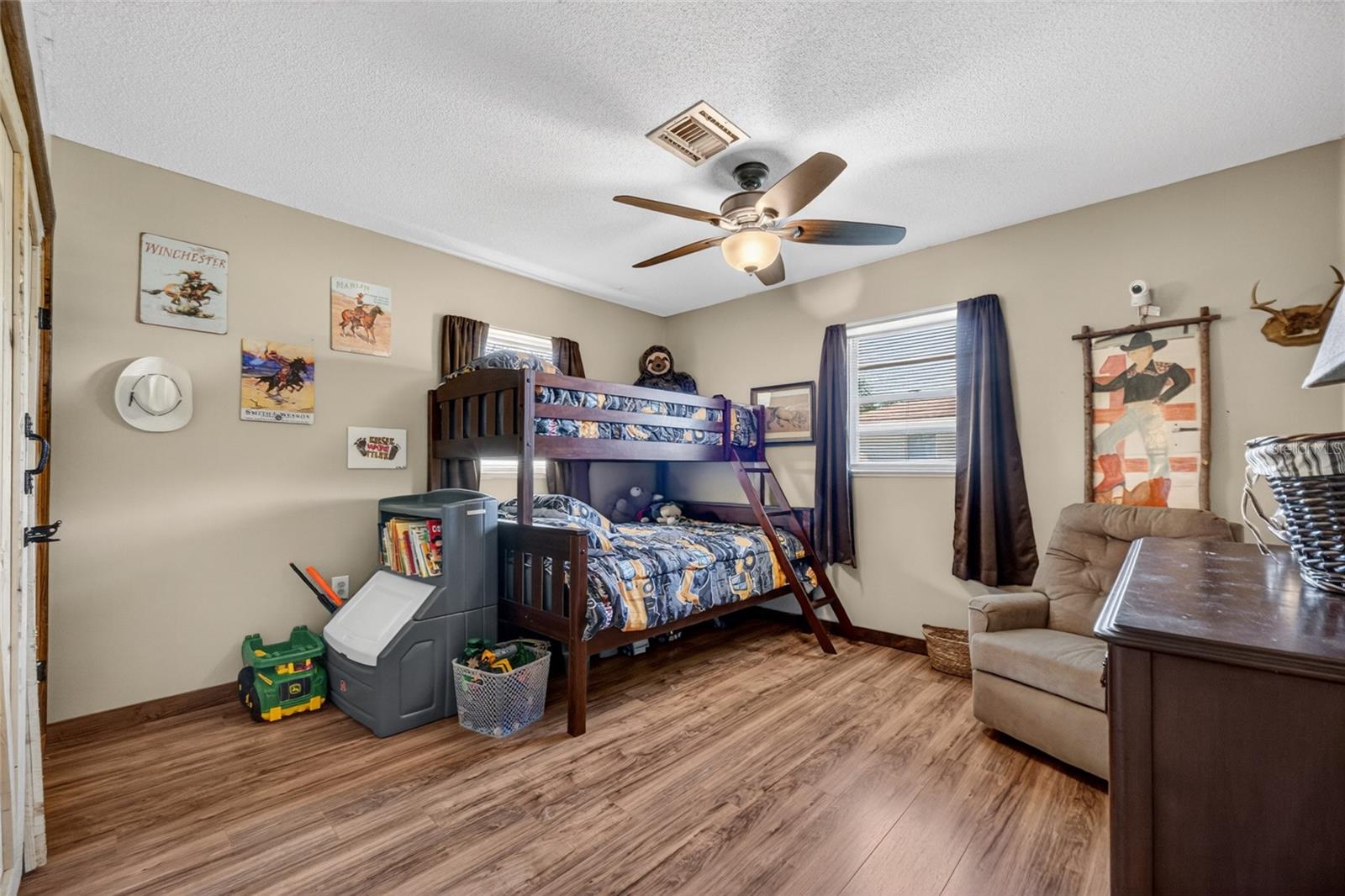 AVON PARK LAKES - Residential