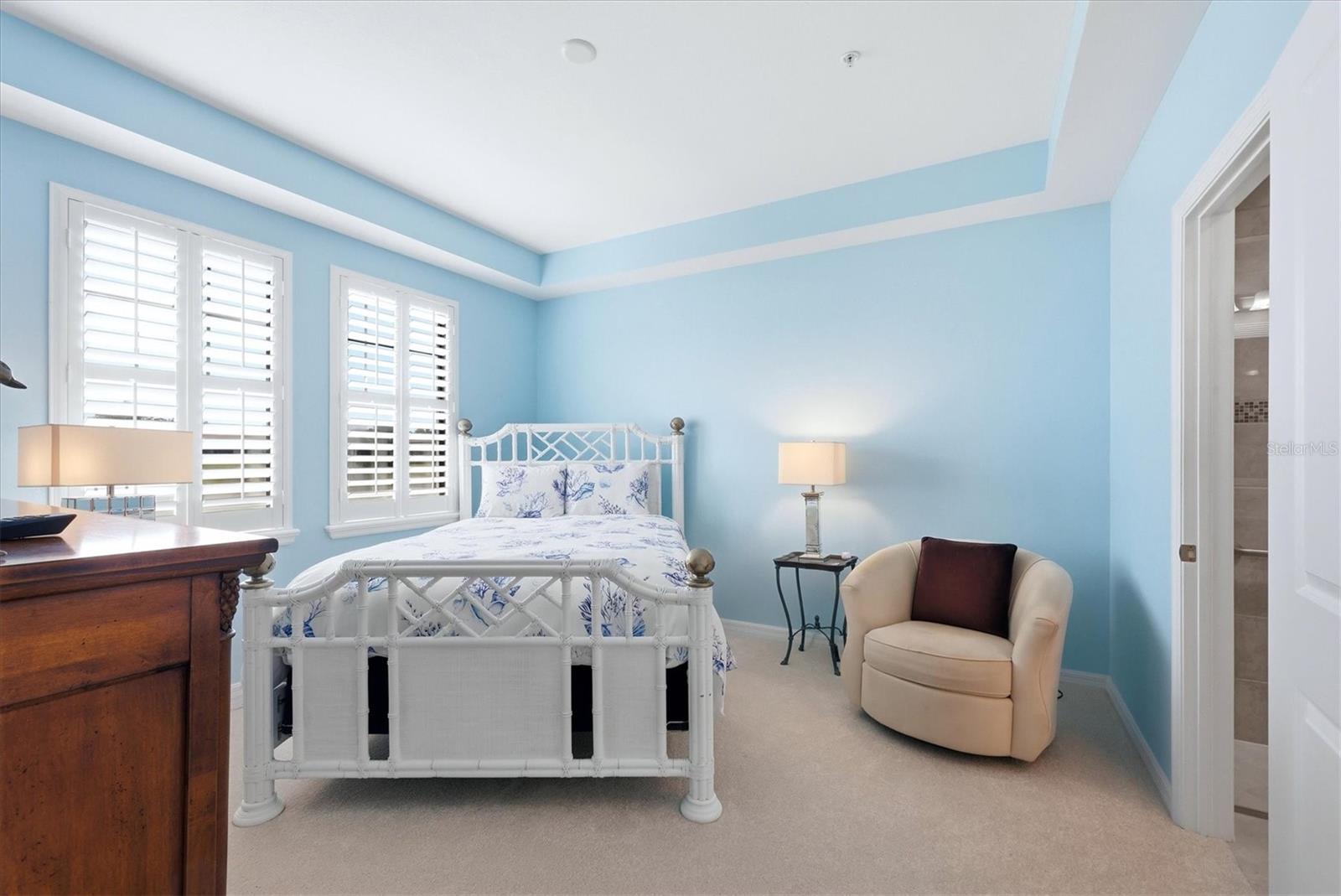 SARASOTA NATIONAL - Residential