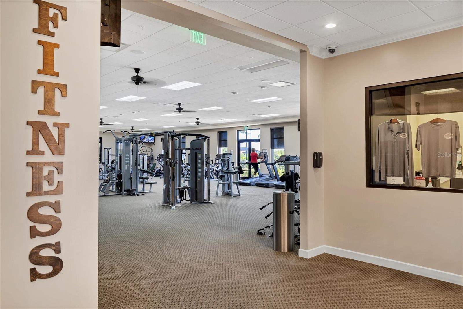 SARASOTA NATIONAL - Residential