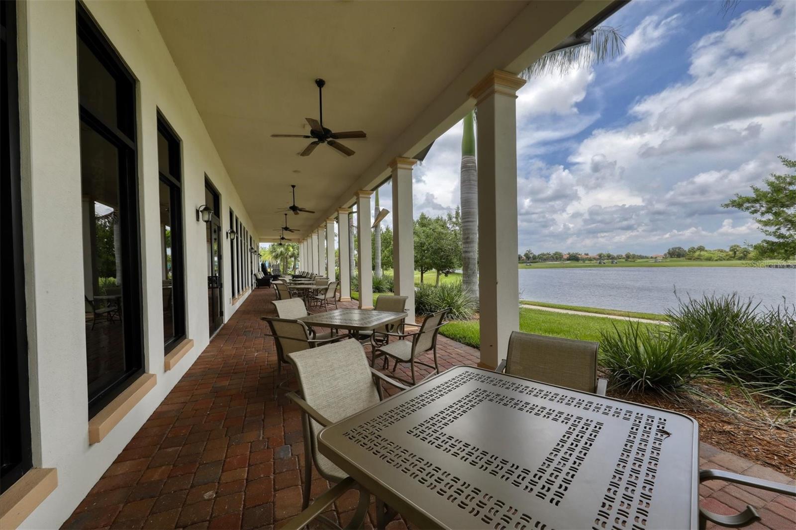 SARASOTA NATIONAL - Residential