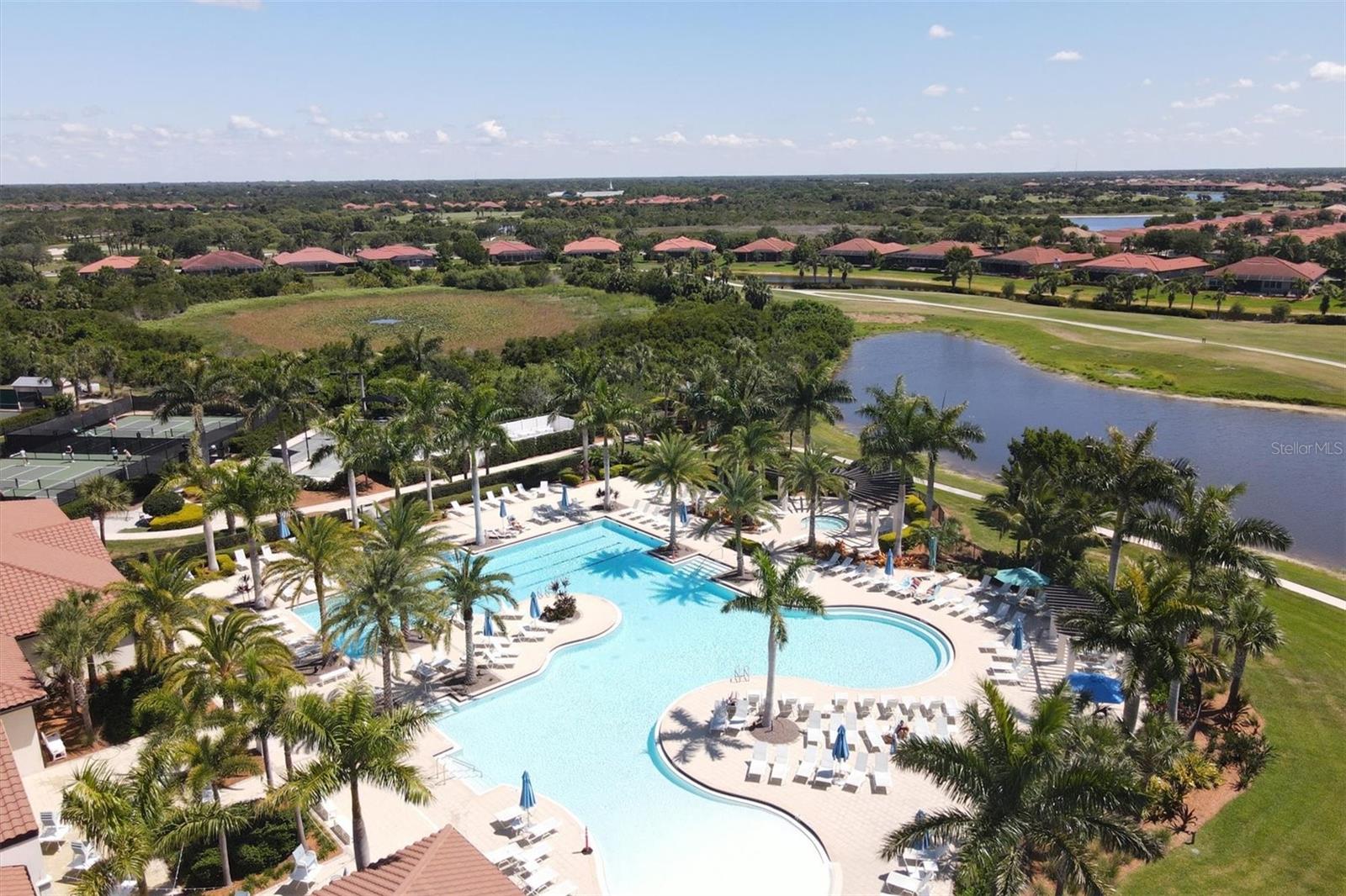 SARASOTA NATIONAL - Residential
