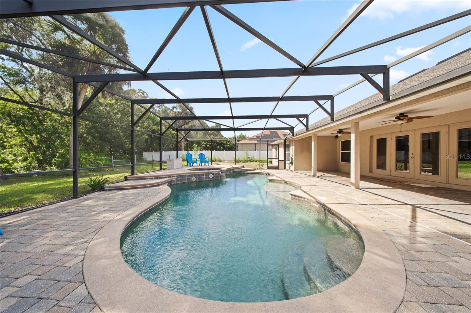 CRYSTAL COVE - Residential