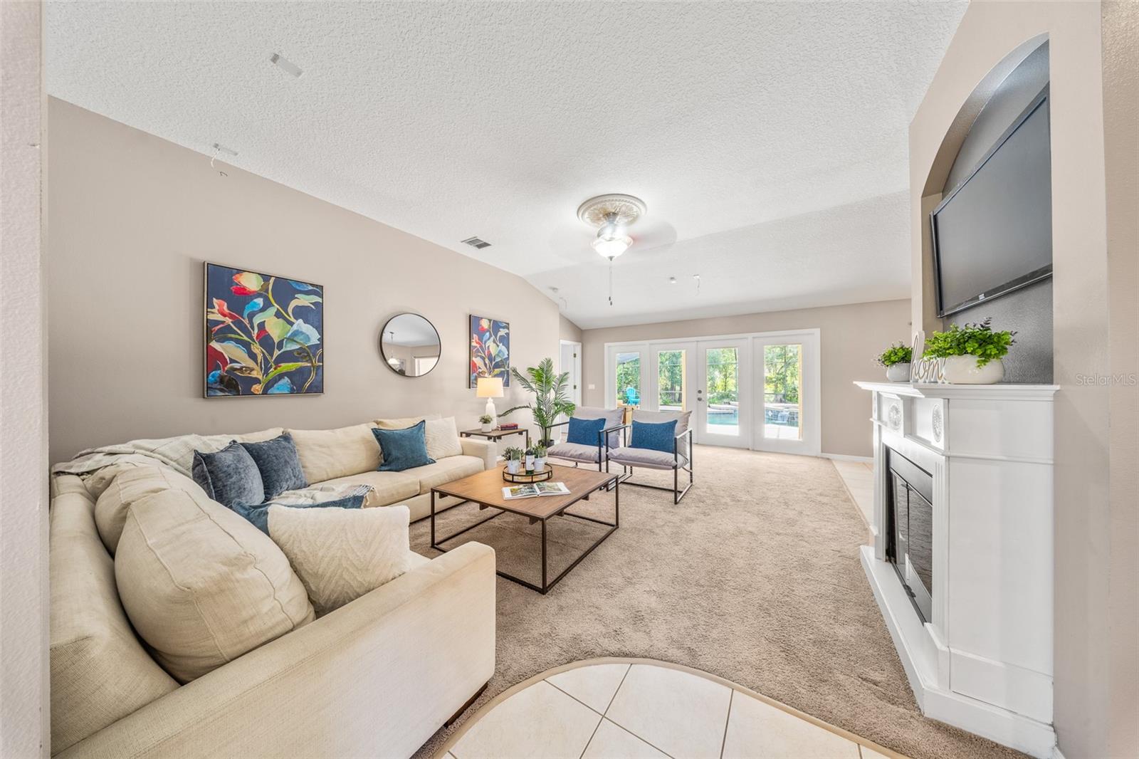 CRYSTAL COVE - Residential