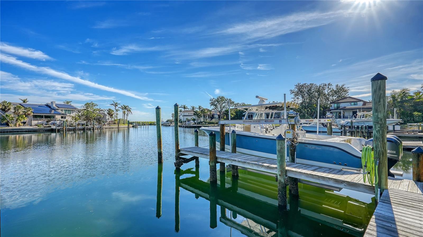 BAY ISLES - Residential