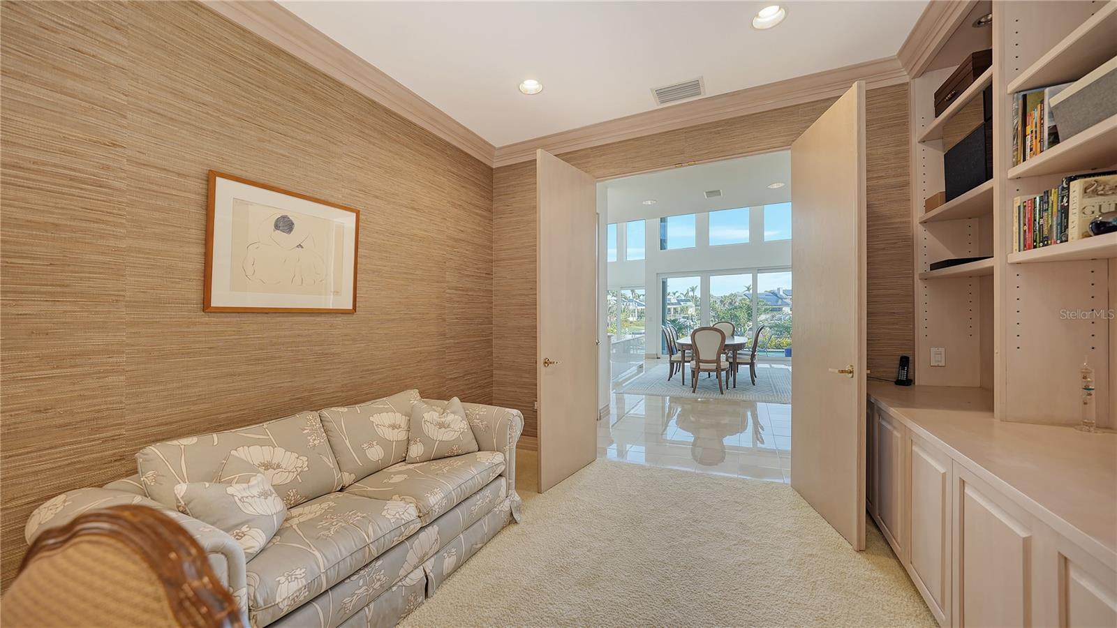 BAY ISLES - Residential