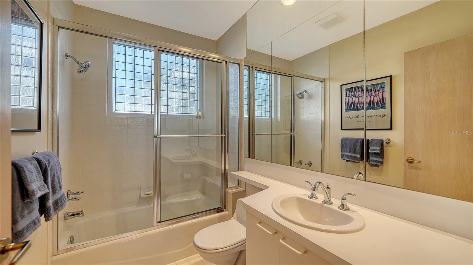 BAY ISLES - Residential