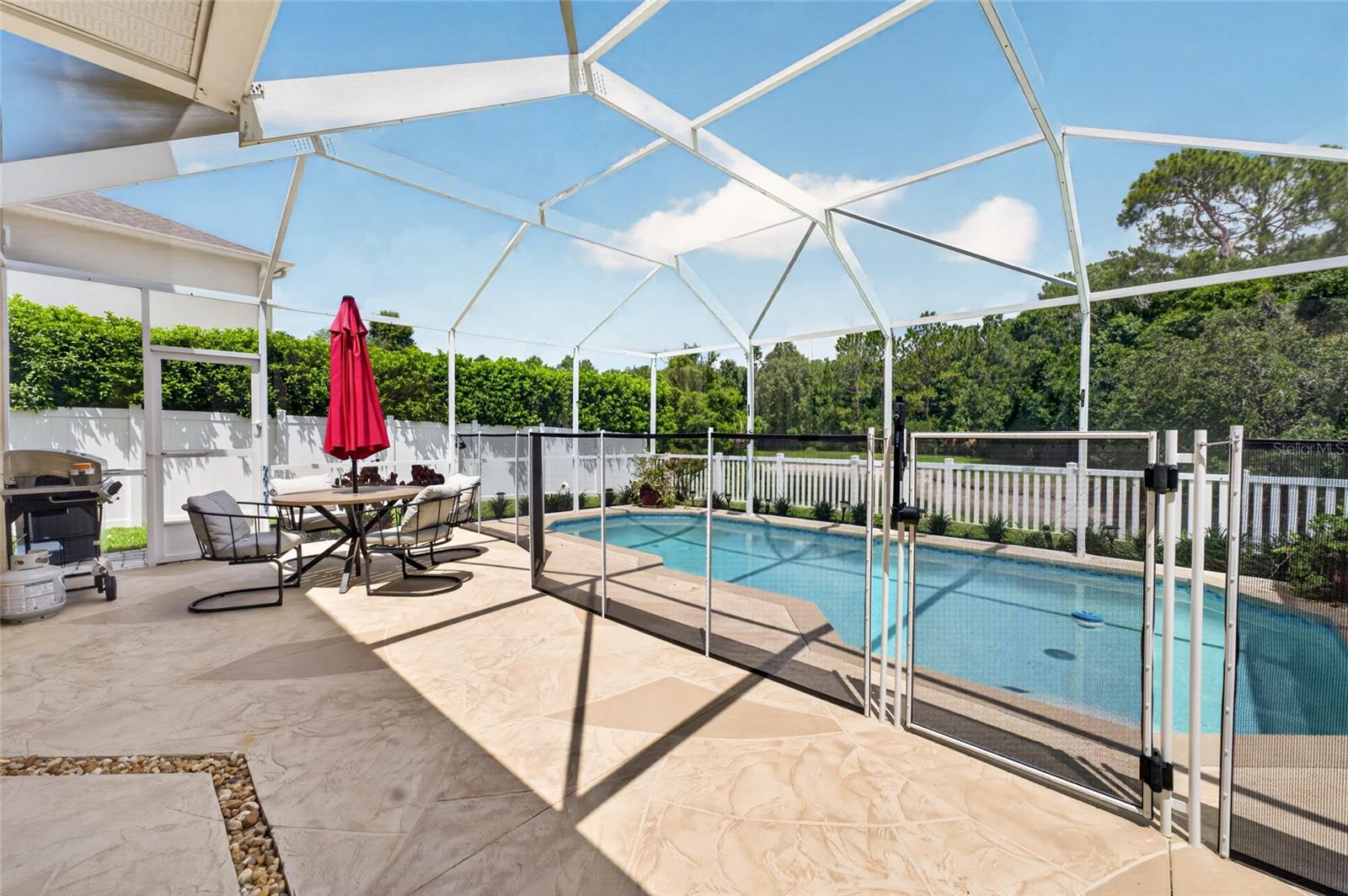 NORTHWOOD - Residential