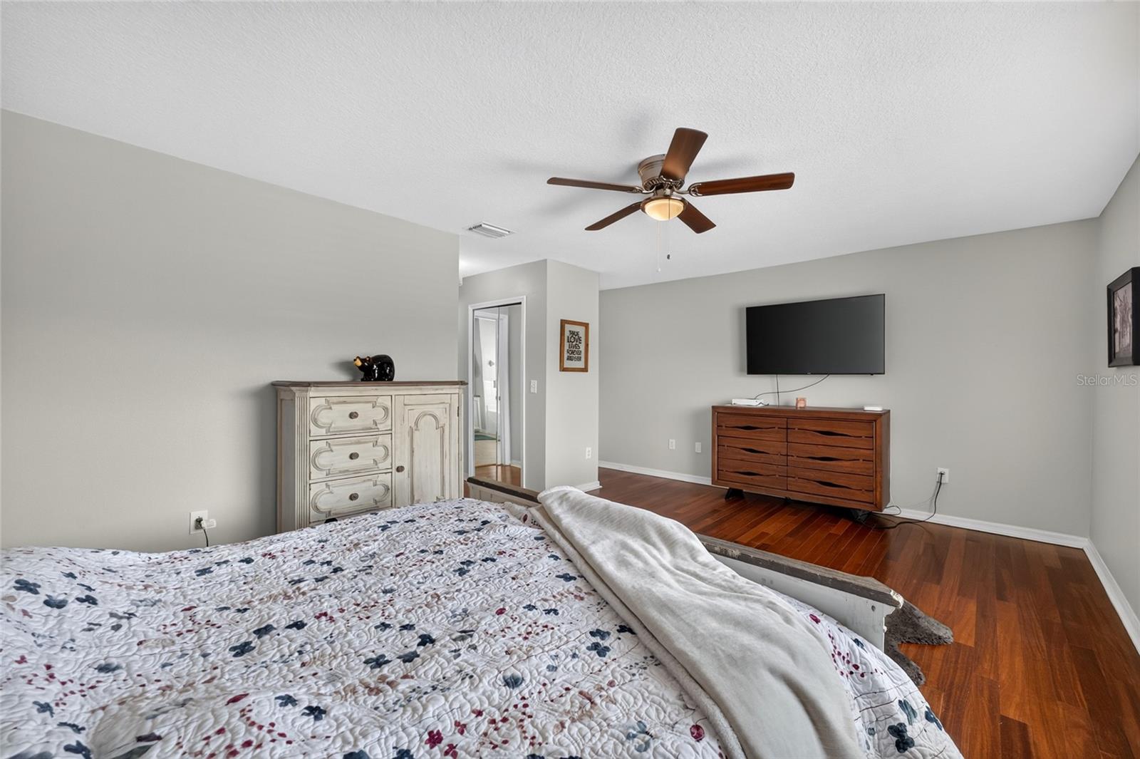 NORTHWOOD - Residential