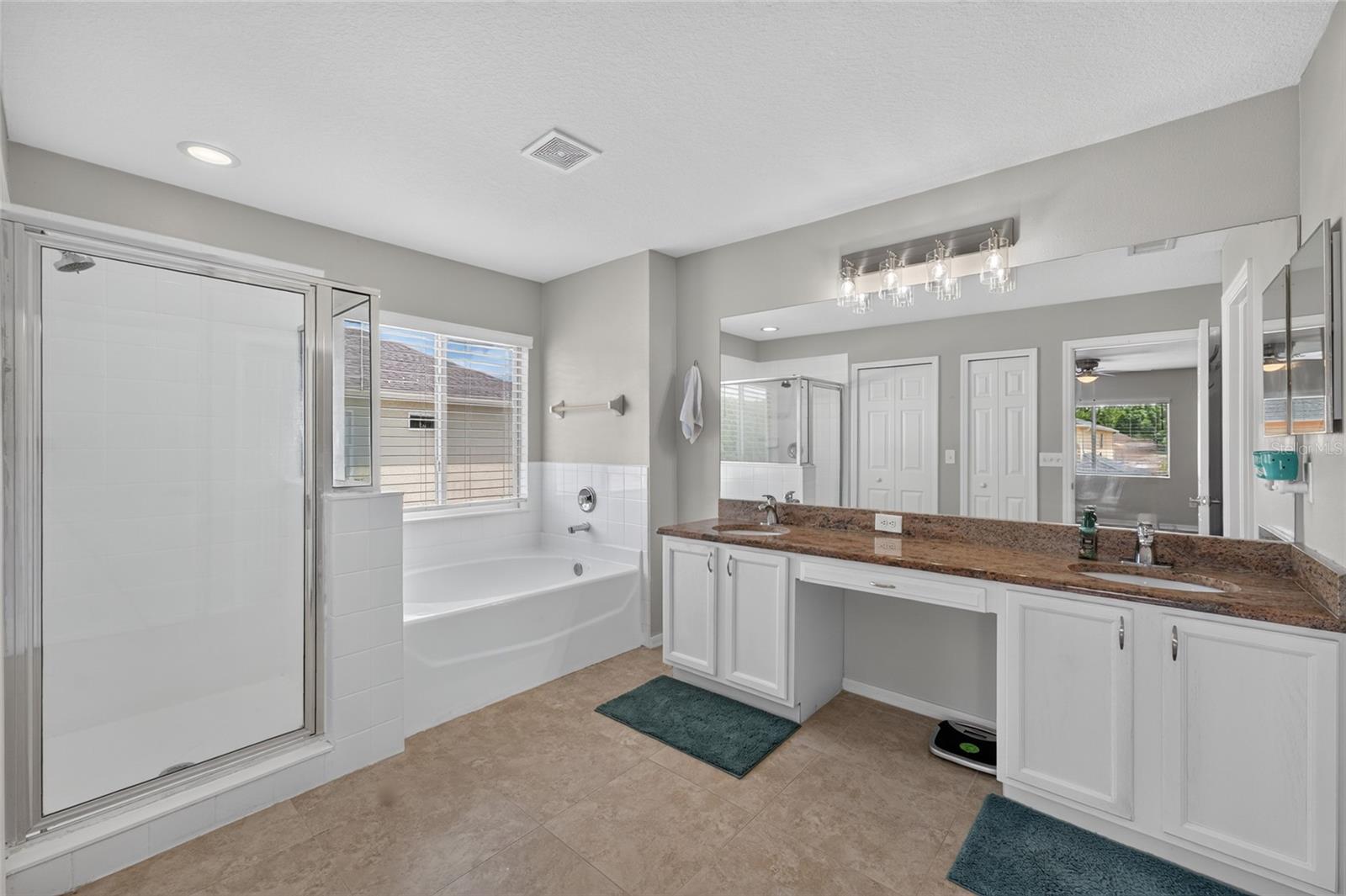 NORTHWOOD - Residential