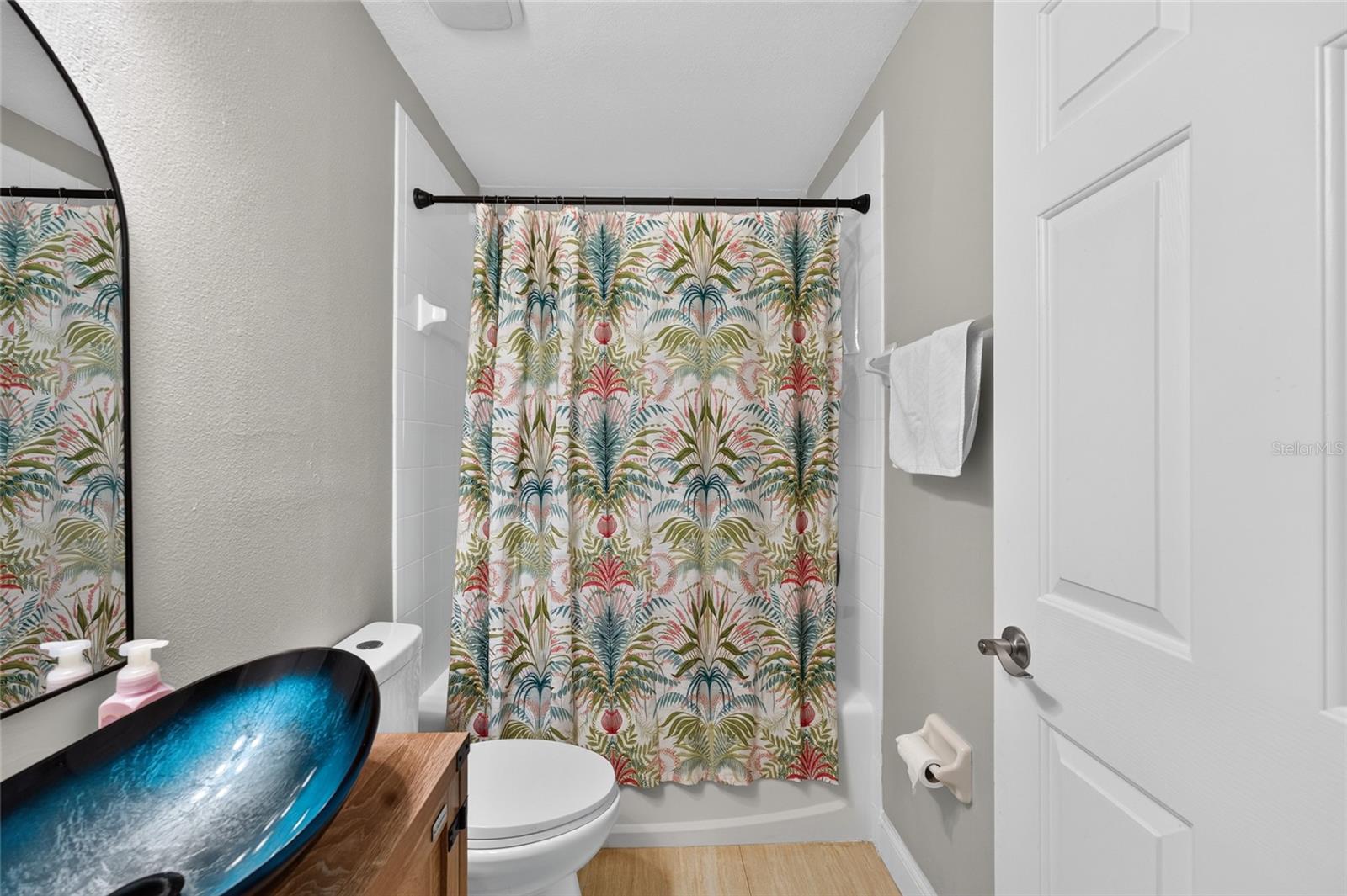 NORTHWOOD - Residential